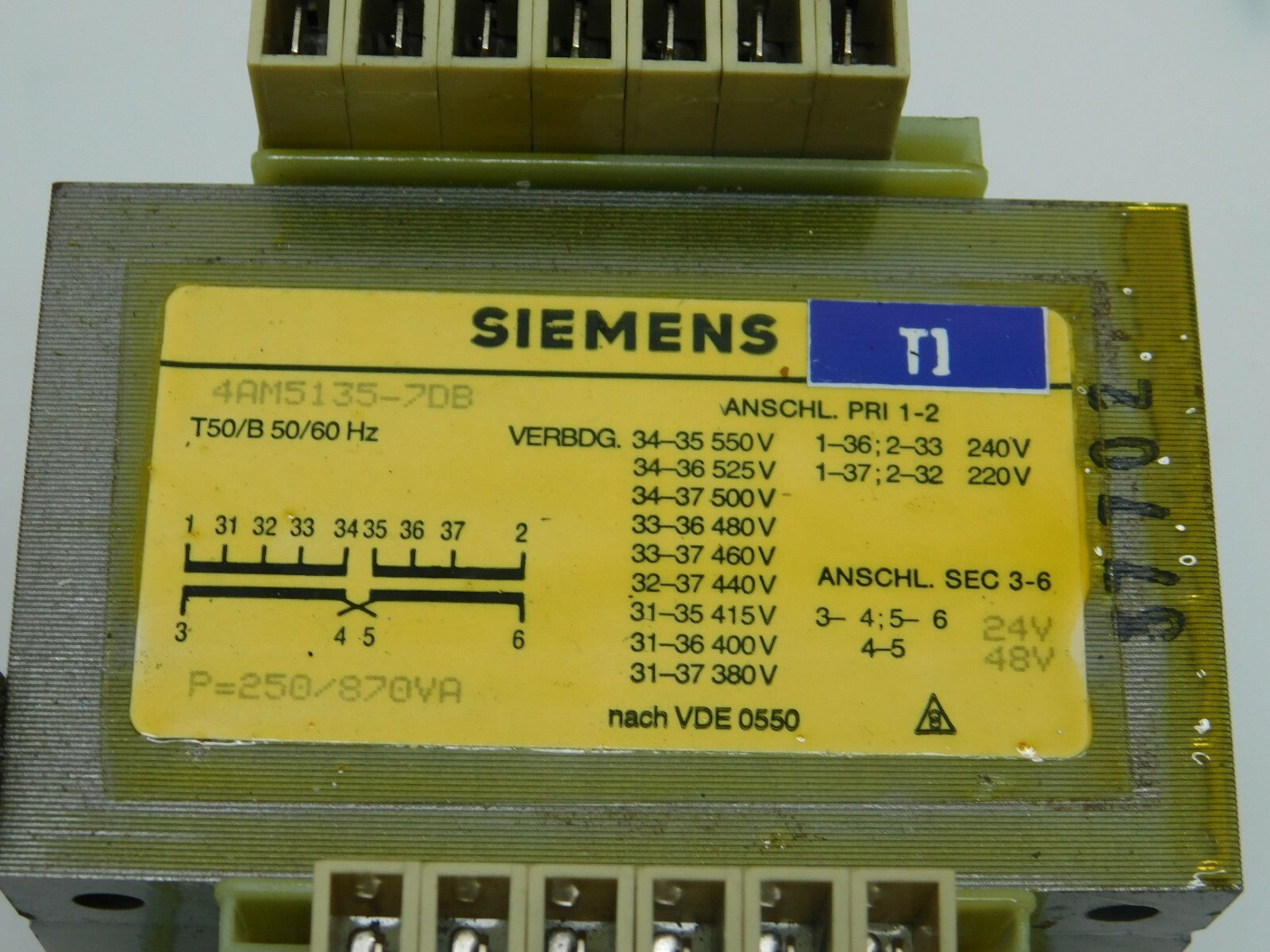 SIEMENS  4AM5135-7DB