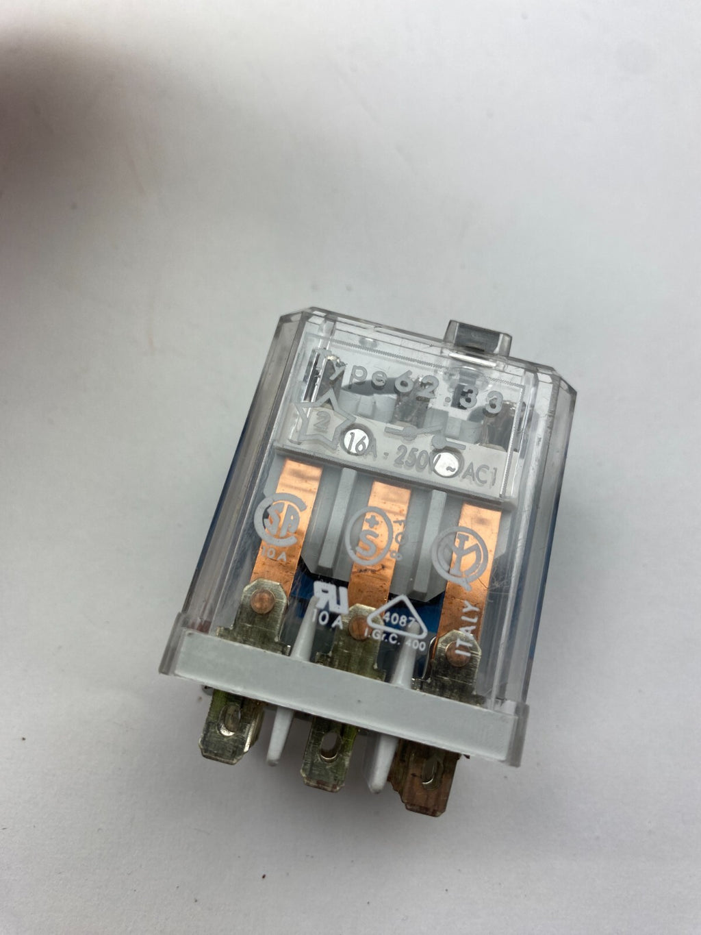 finder 62.33 16A . 250V** 3 Stück**