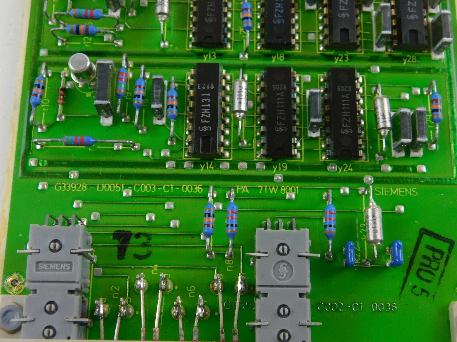 Siemens 7TW8001-2 / BB  G33928-D0051-C003-C1-0036 