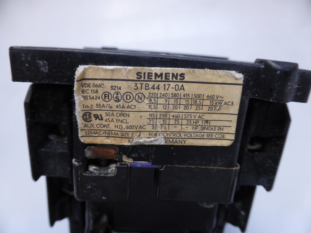 Siemens 3TB44 17-0A Hauptschütz mit Hilfskontakten