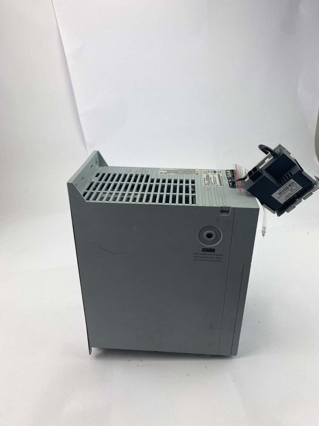 Danfoss LISTED 5AF3 E358502 FC-280P11KT4E20H1 134U7722