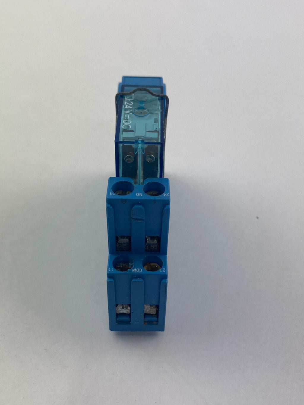 Finder 44.62 10a-250v~ + finder 95.85.1 **2 Stück**
