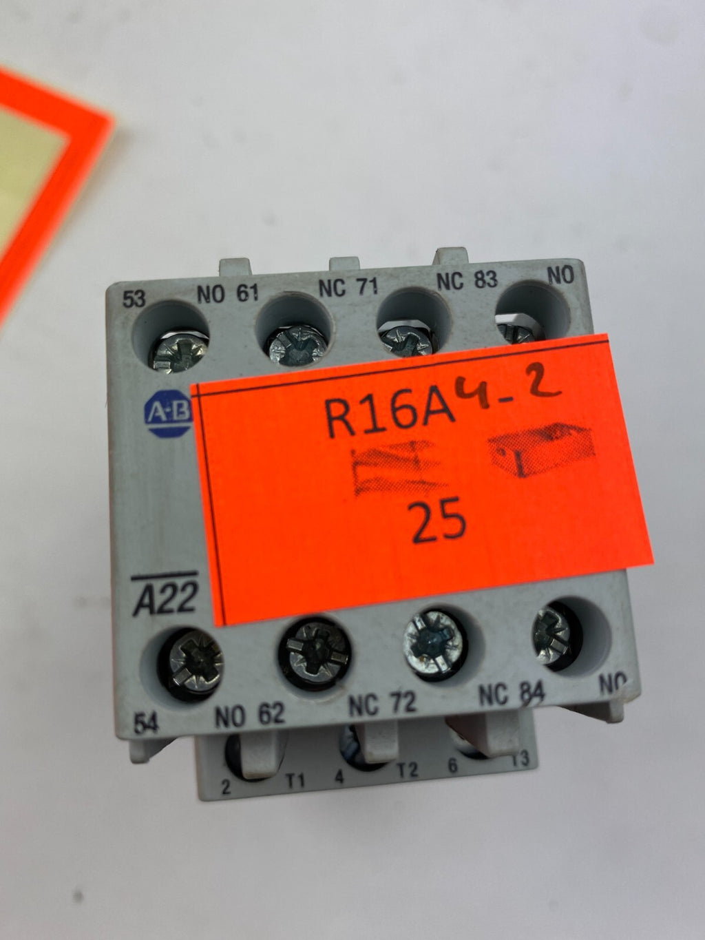 ALLEN-BRADLEY 100-C37*00+100-F