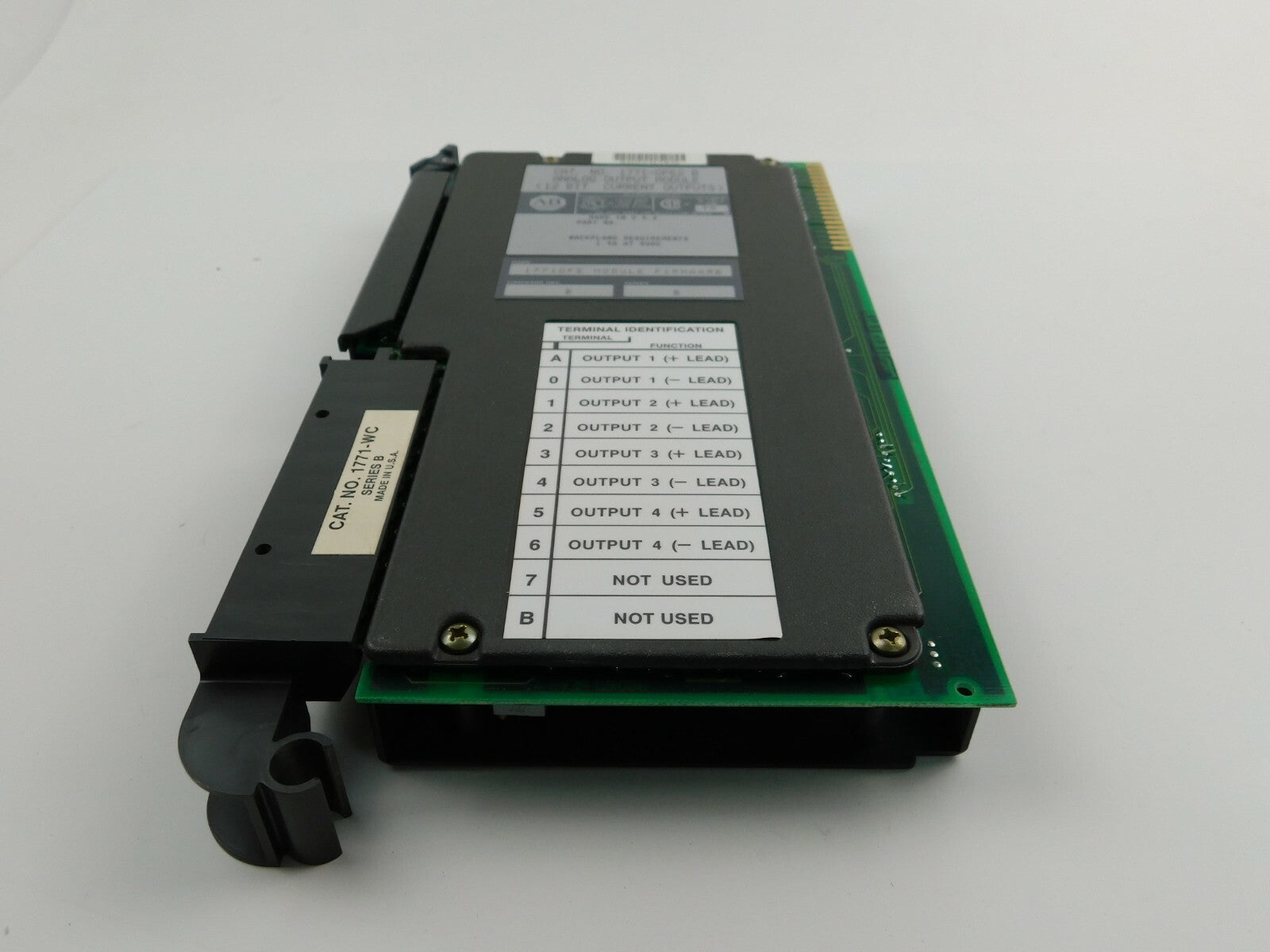 Allen Bradley  CAT.NO.1771-OFE2 B  Analog Output Module (12 BIT. 