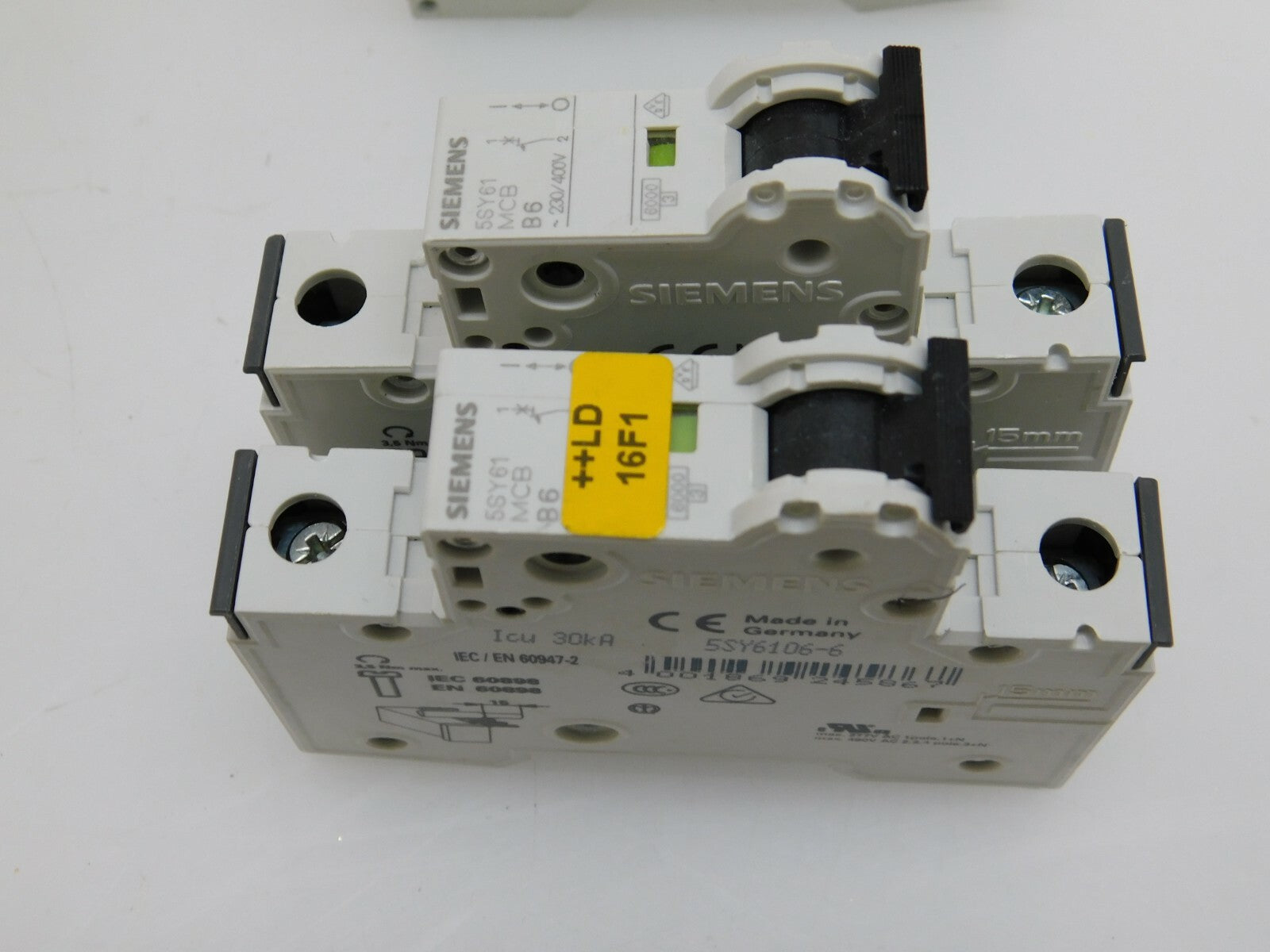 Posten Siemens 5SY61 MCB C4 Möeller hager MCN 104 C4 ** 9 Stück **