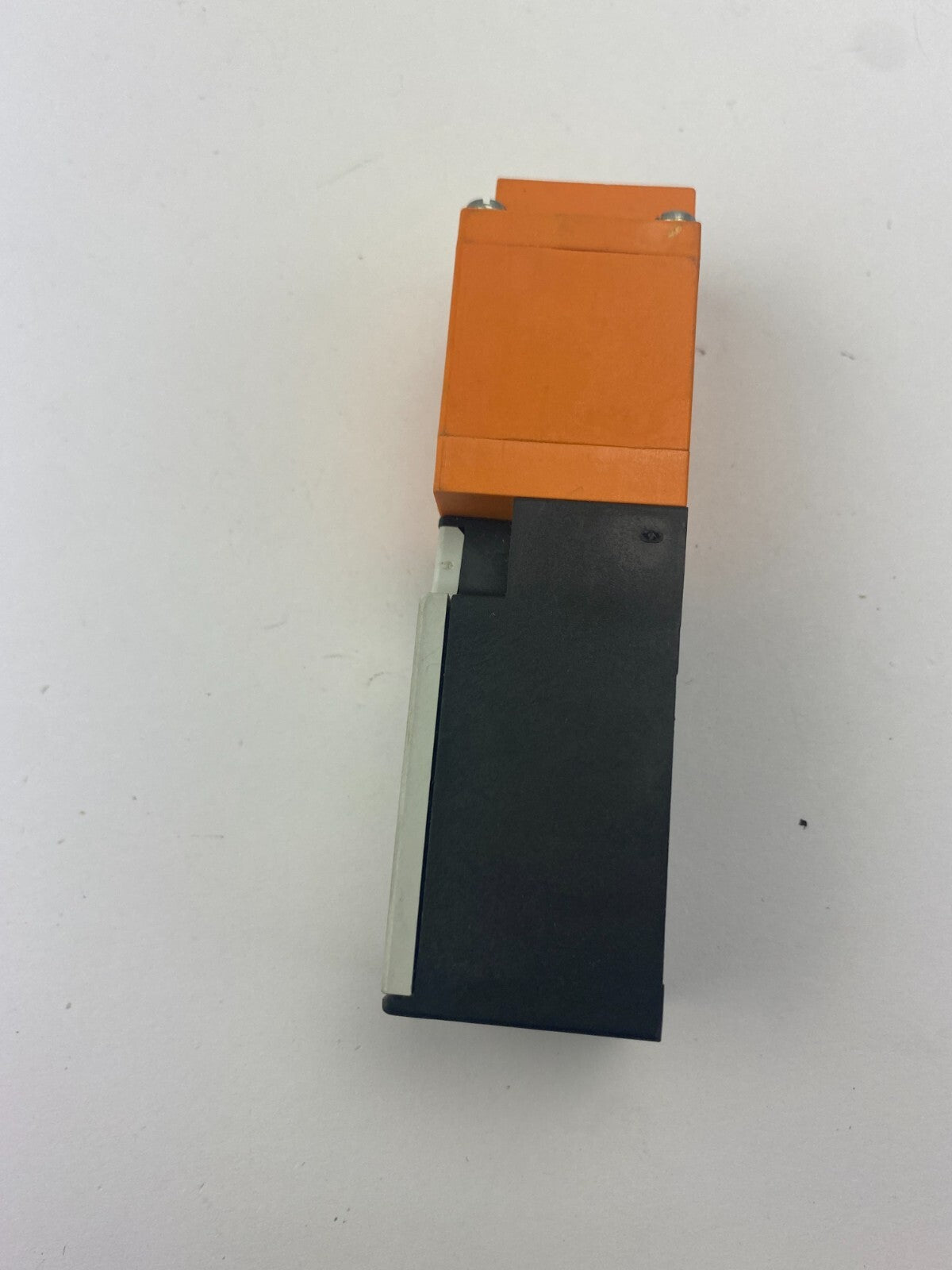 SIEMENS 3SE3 200-0XX04