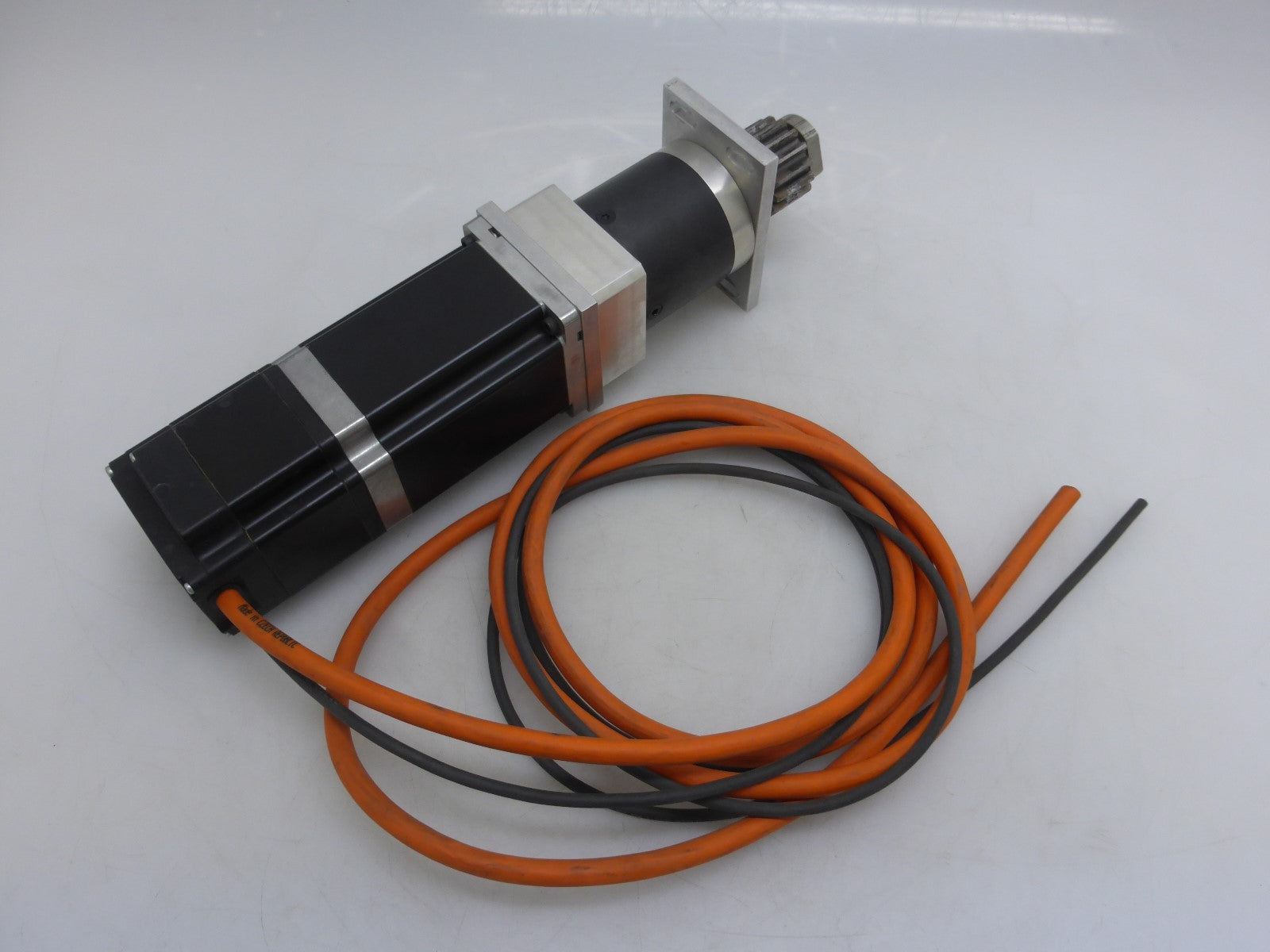 BR automation 80MPH6.300D000-01 Motor