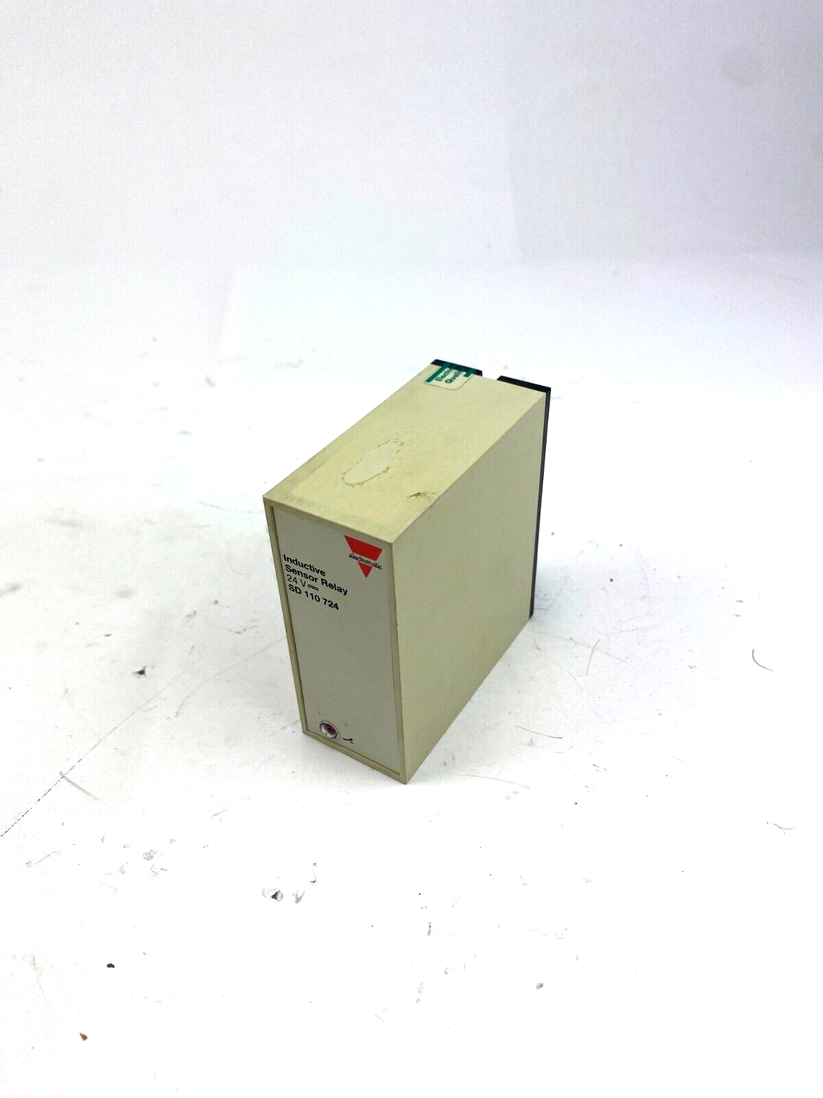 CARLO GAVAZZI Inductive Sensor Relay 24 V SD 110 724