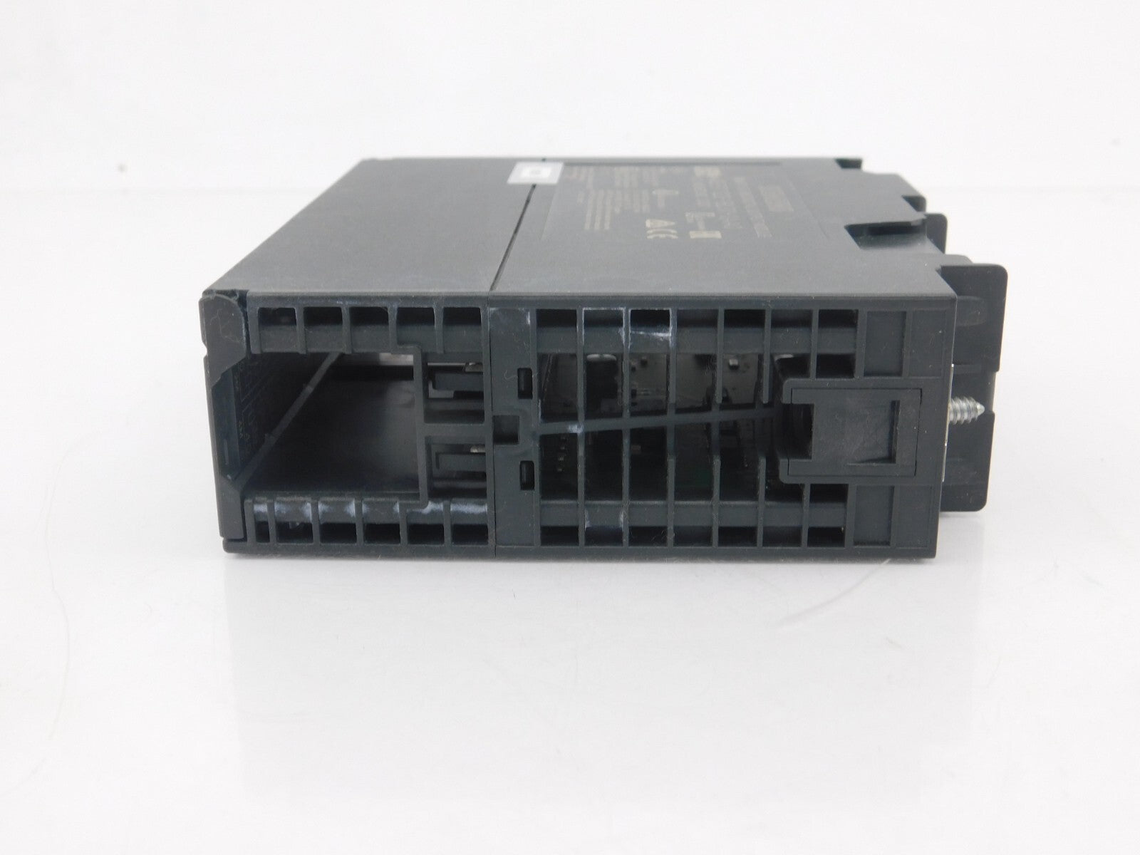 Siemens SIMATIC S7-300 Digital Output MODULE 6ES7 322-1BL00-0AA