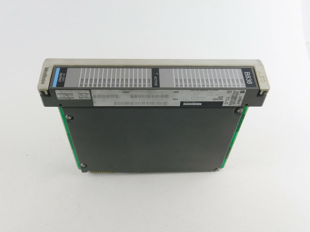 AEG Modicon  AS-B838-032  Output 24VDC
