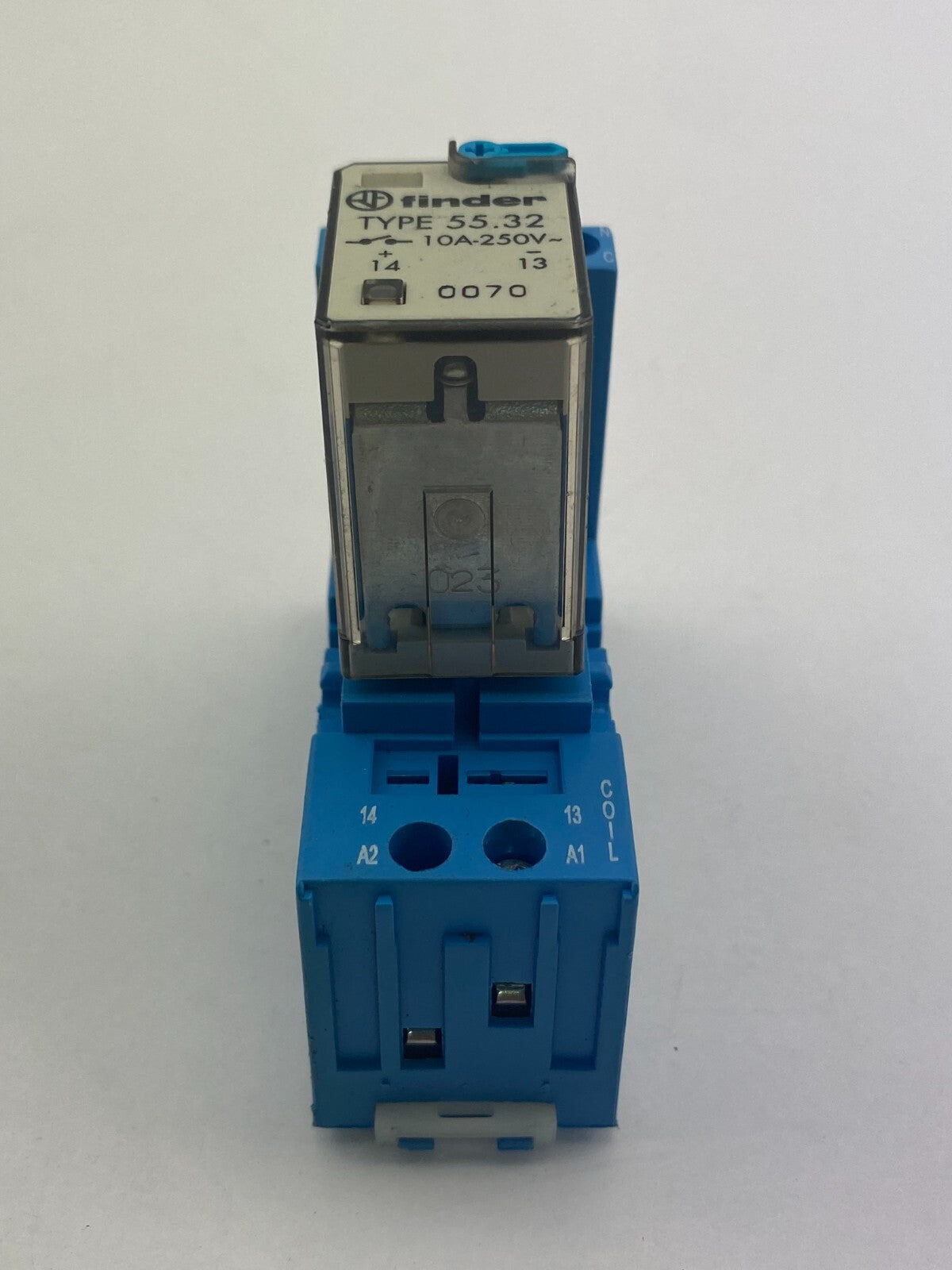 finder TYPE 55.32 10A-250V~ 0070+finder 94.04 ** 2 Stück**