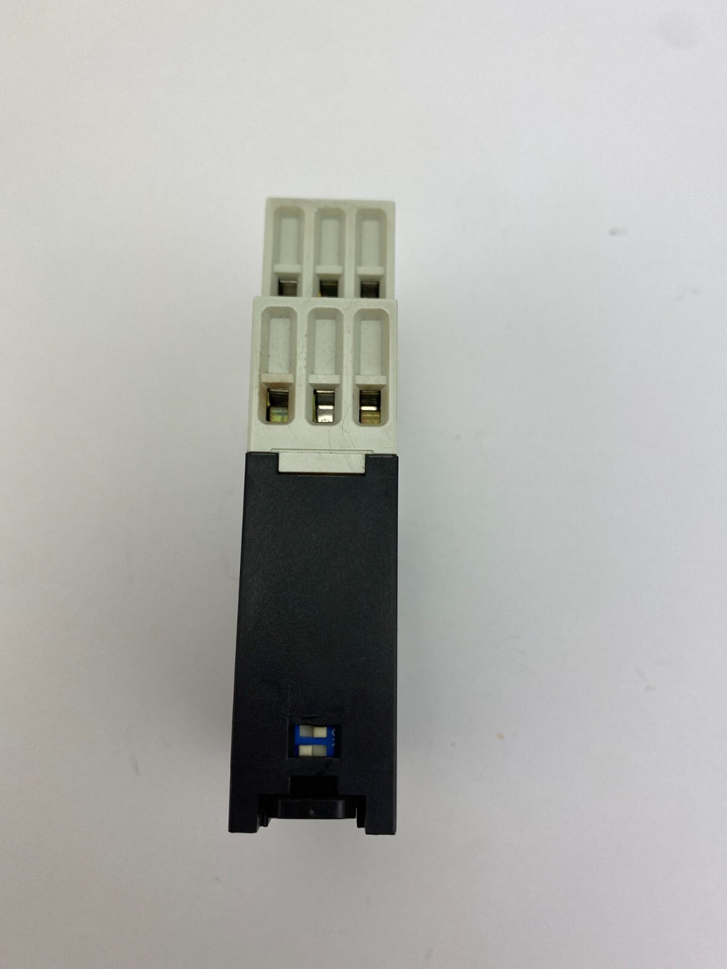 SIEMENS 3UG3522-1AL20 230VAC 50/60Hz 8A