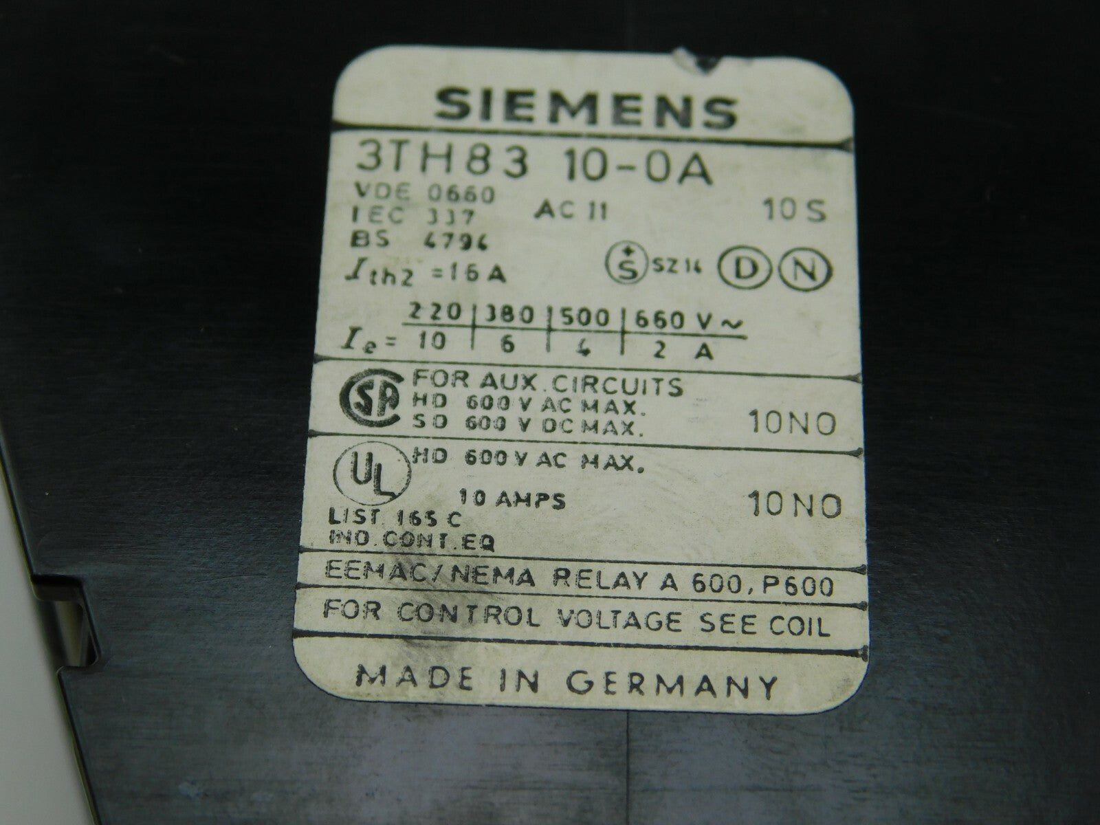 SIEMENS Hilfschütz 3TH83 10-0A 220 V