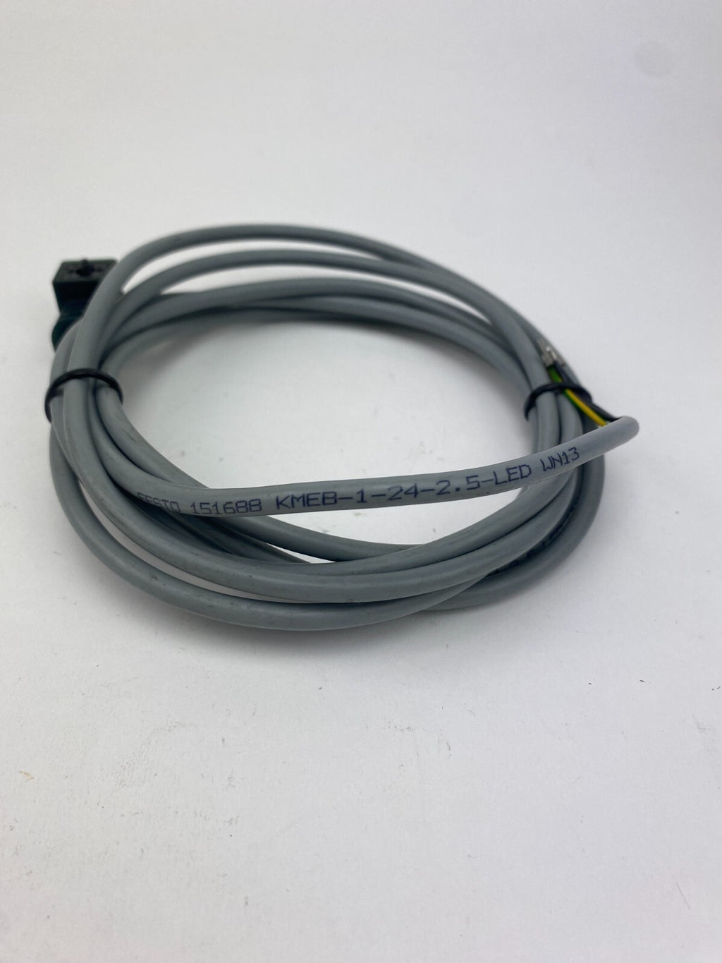 FESTO 151688 KMEB-1-24-2.5-LED WN13 Ca 2,5M