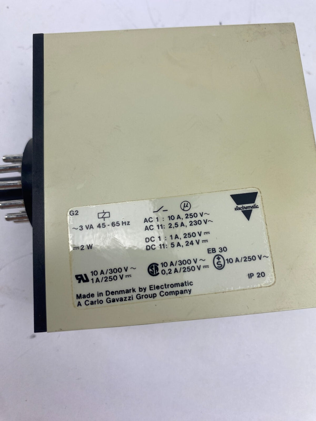 CARLO GAVAZZI Inductive Sensor Relay 24 V SD 110 724