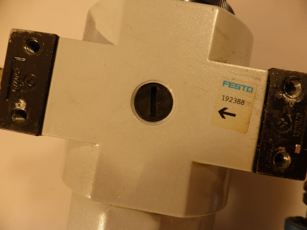FESTO 192388 LFR-1/2-D-5M-DI-MAXI-A C543 Filter Regulator Unit