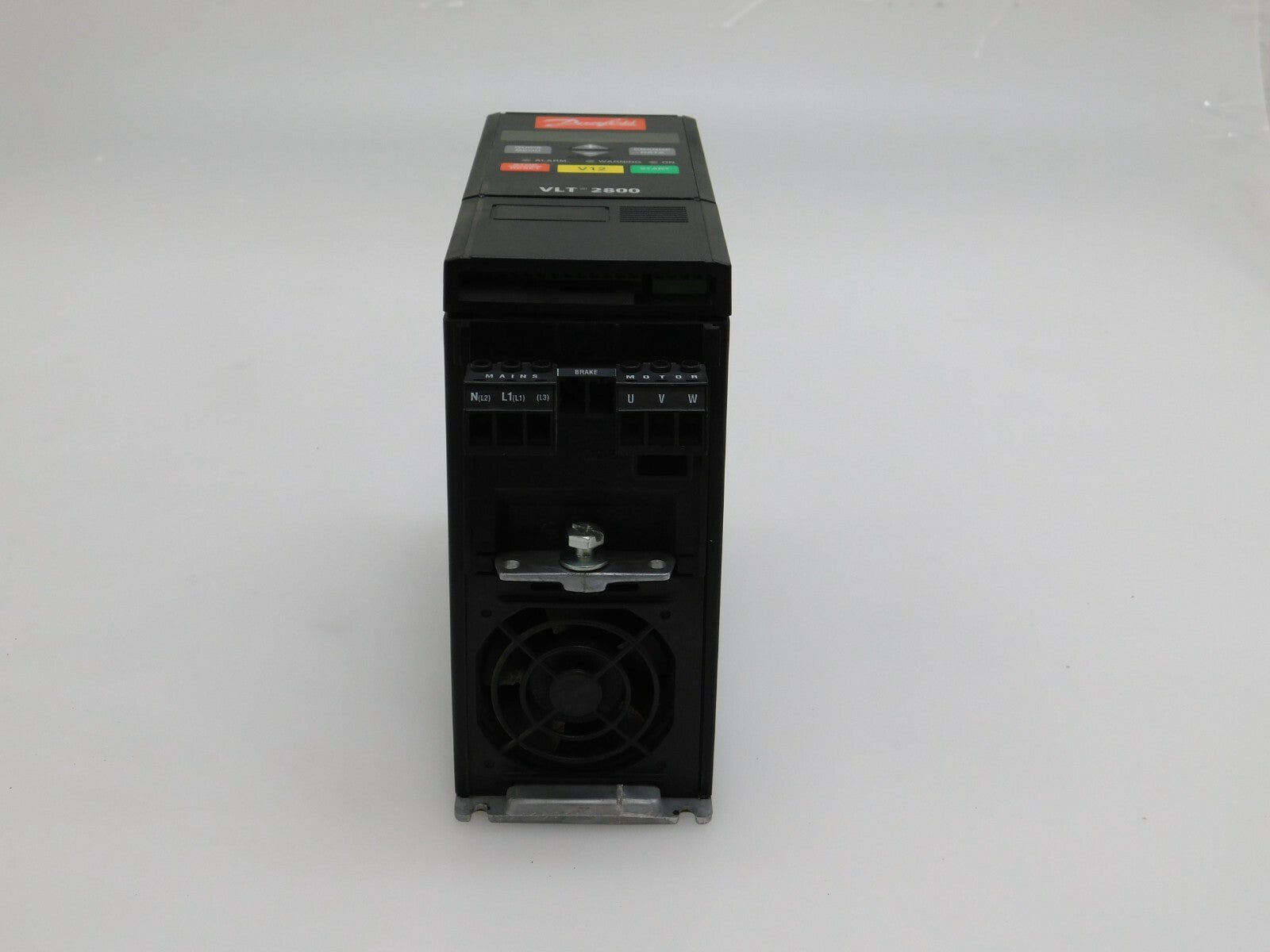 DANFOSS VLT2807PS2B20STR1DBF00A00 195N0027 1,7 KVA