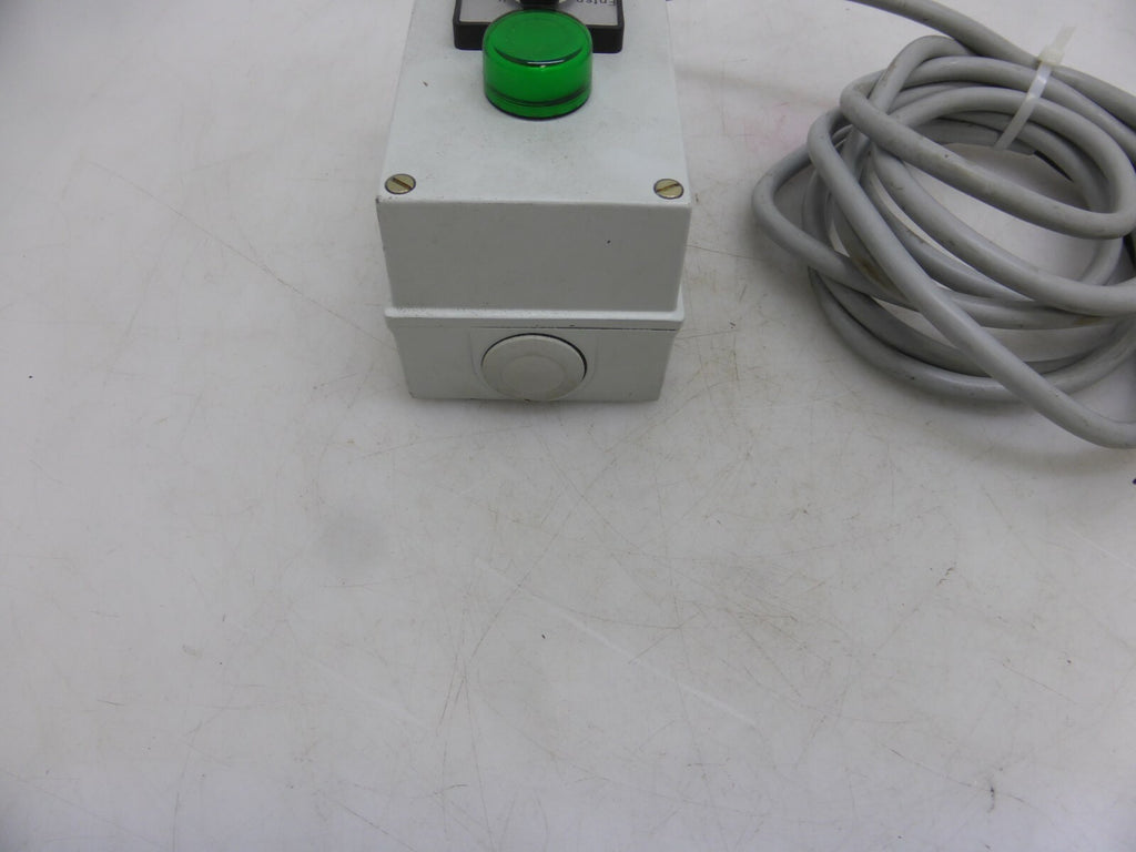 Bediengerät Bedienpult mit Allen Bradley Schalter 194L-E12 "Spannen, Entsp.,.."