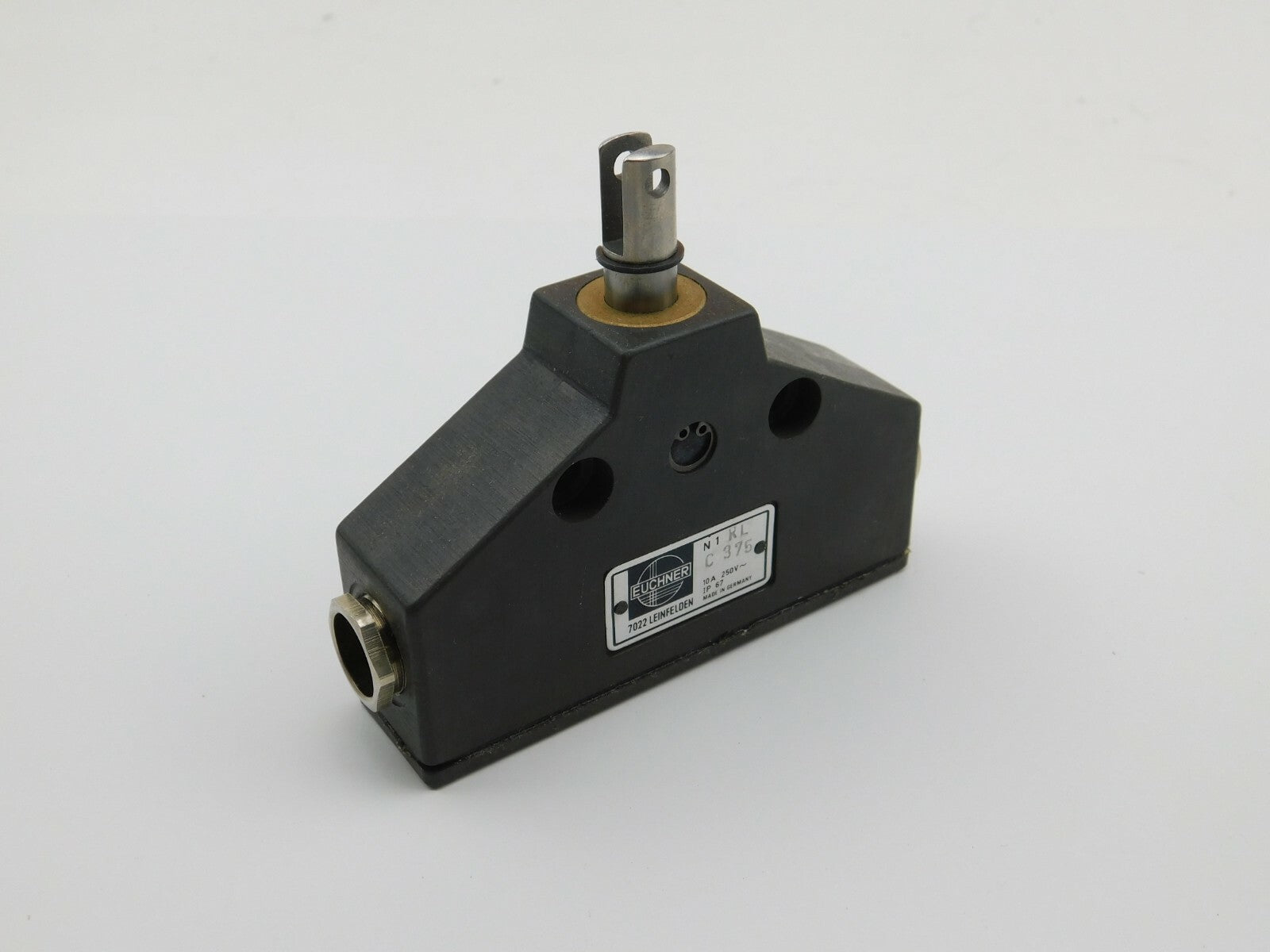 EUCHNER N1RL C 375 012203 10 A 250 V ~