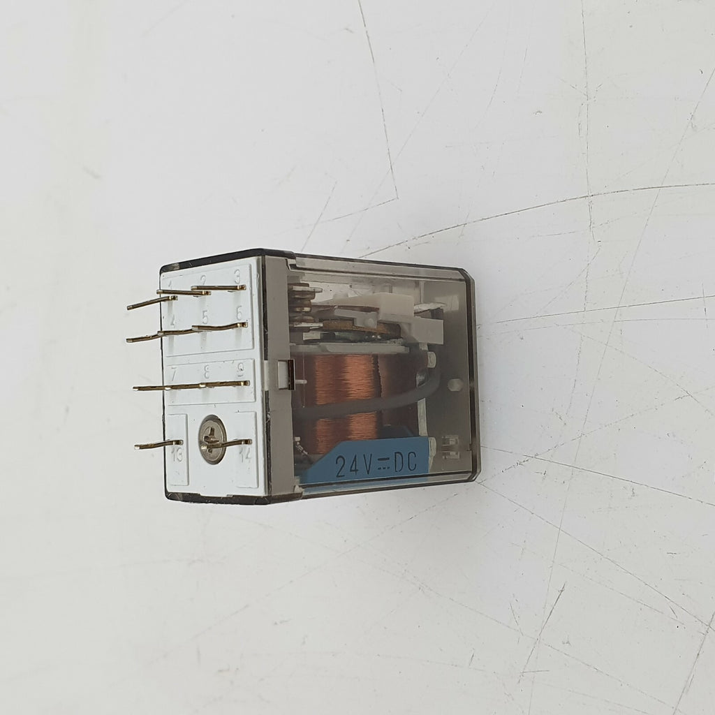 finder Type 55.13 10A-250V  ** 5 Stück **