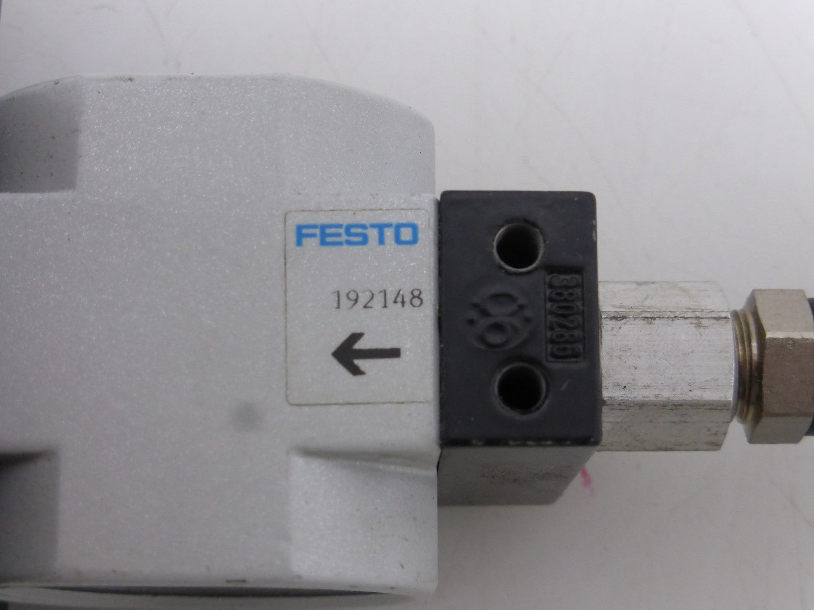 chiron SA-201053/U943 192148 H6 806 004 00 00 FESTO MEH-3-0,9