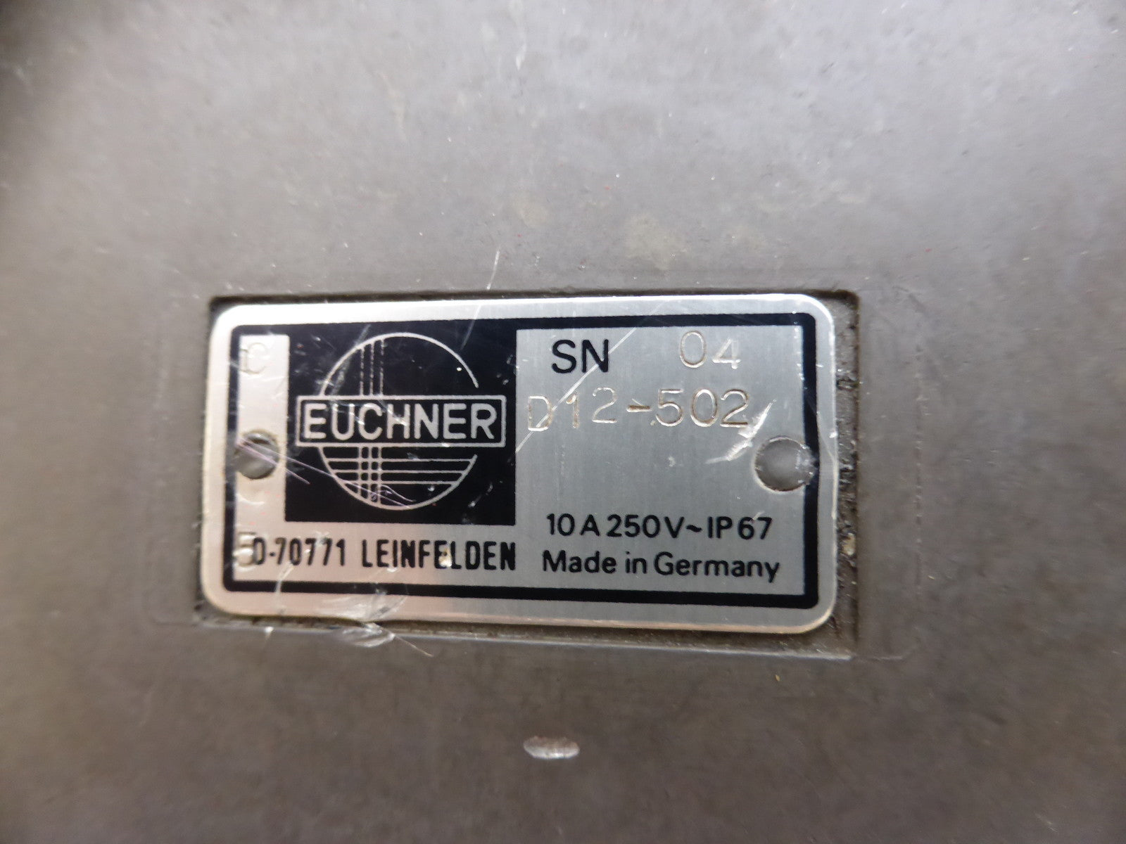 EUCHNER SN 04 D12-502 Reihengrenztaster Limit Switch