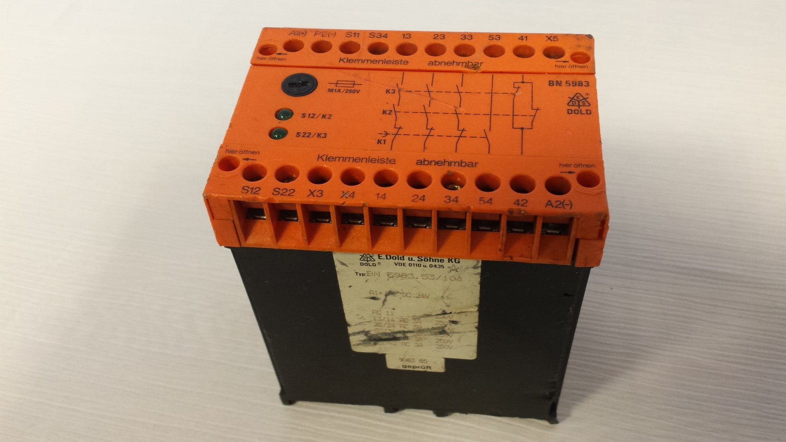 EDS DOLD BN 5983.53/104