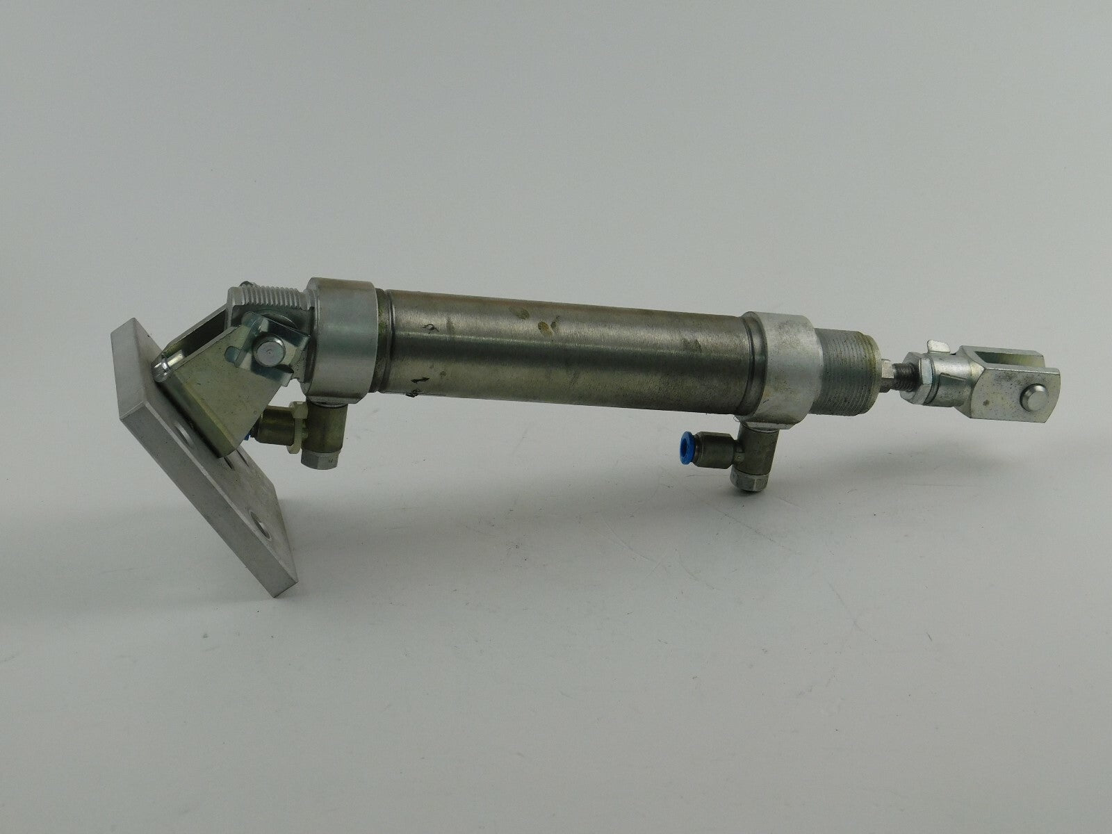 Festo DSNU-32-100-PPV-A 196024 D008 p max. 10bar