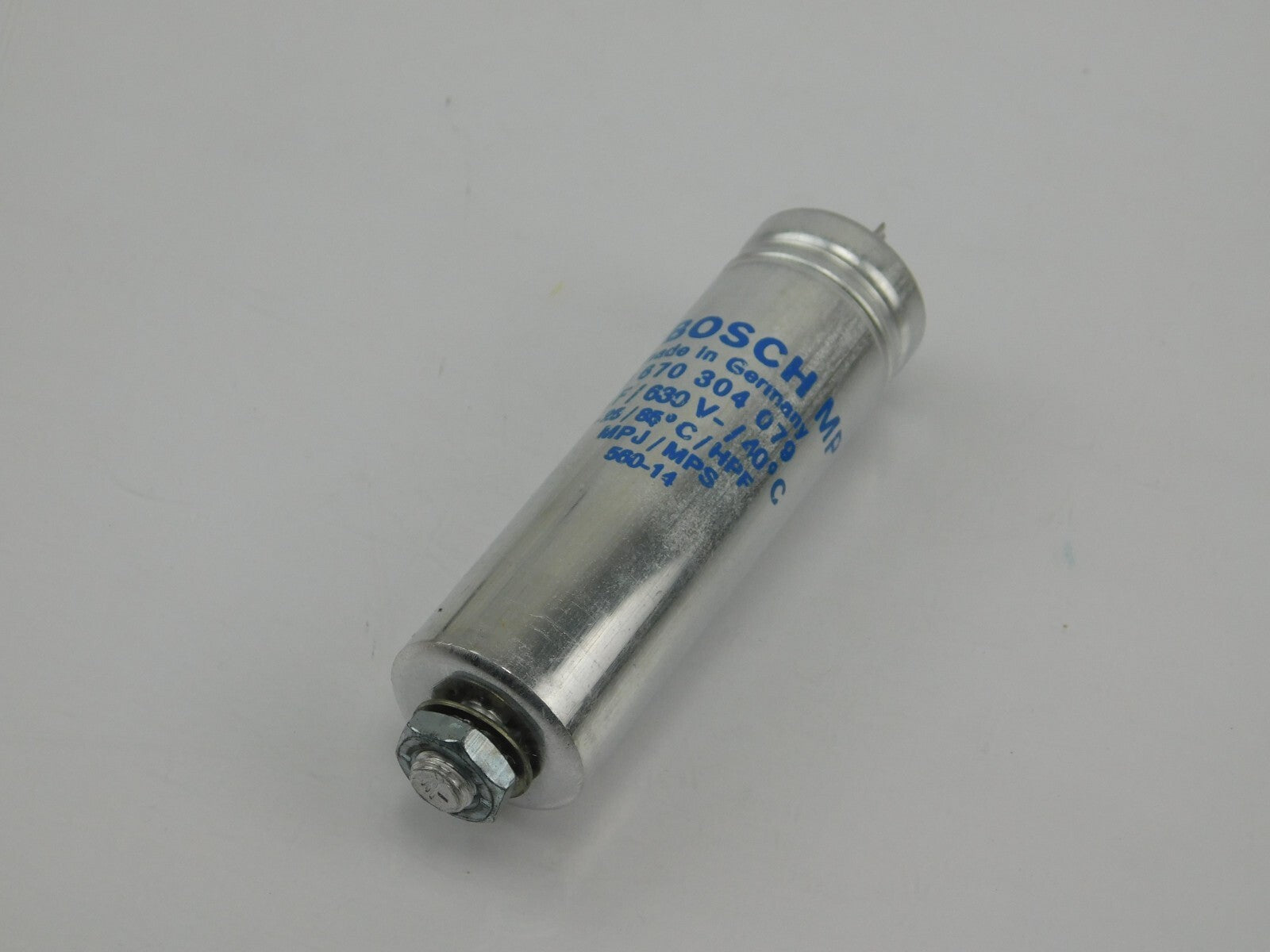 BOSCH 0 670 304 079 4µF /630V-/40°c