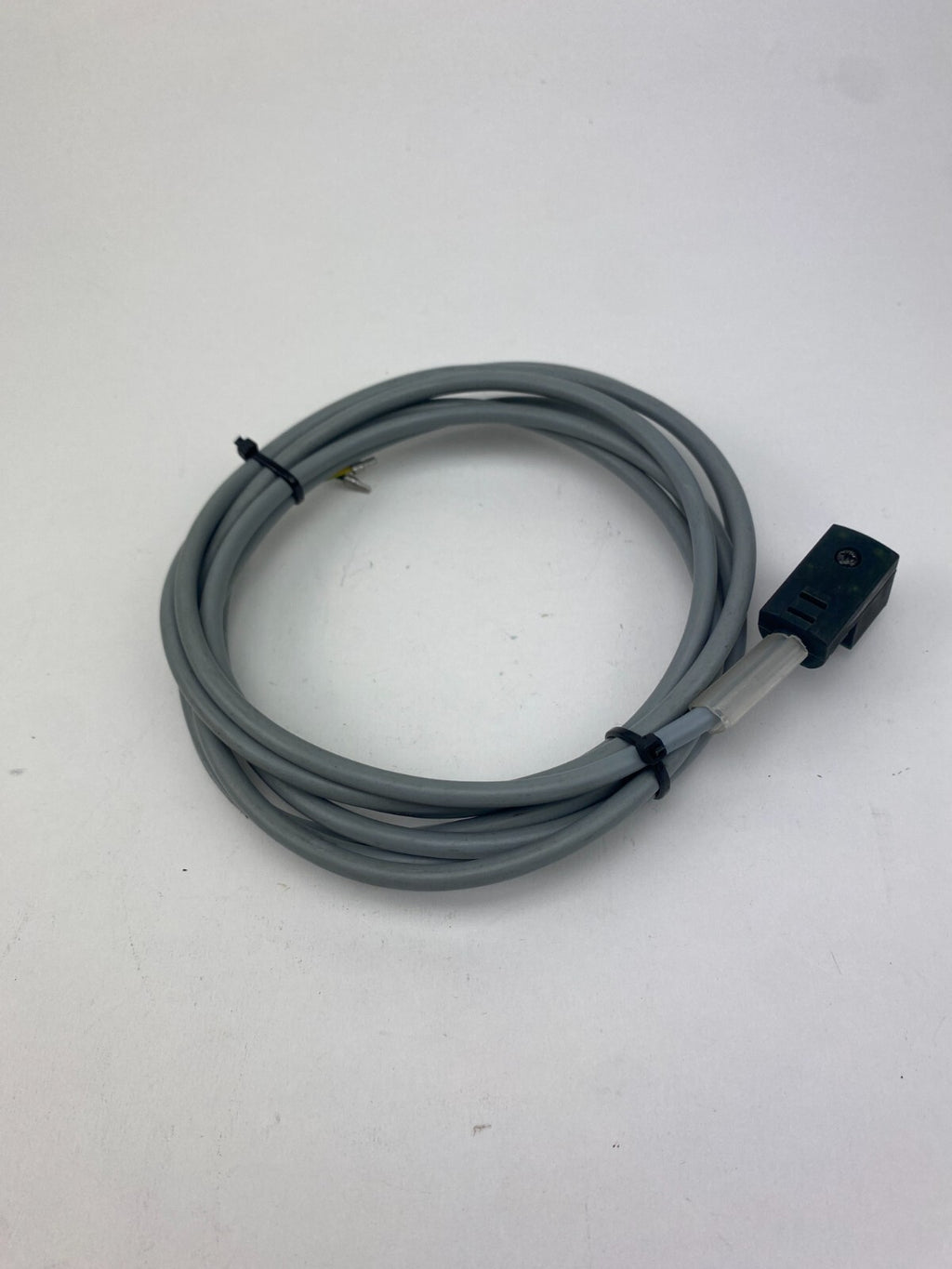 FESTO 151688 KMEB-1-24-2.5-LED WN13 Ca 2,5M