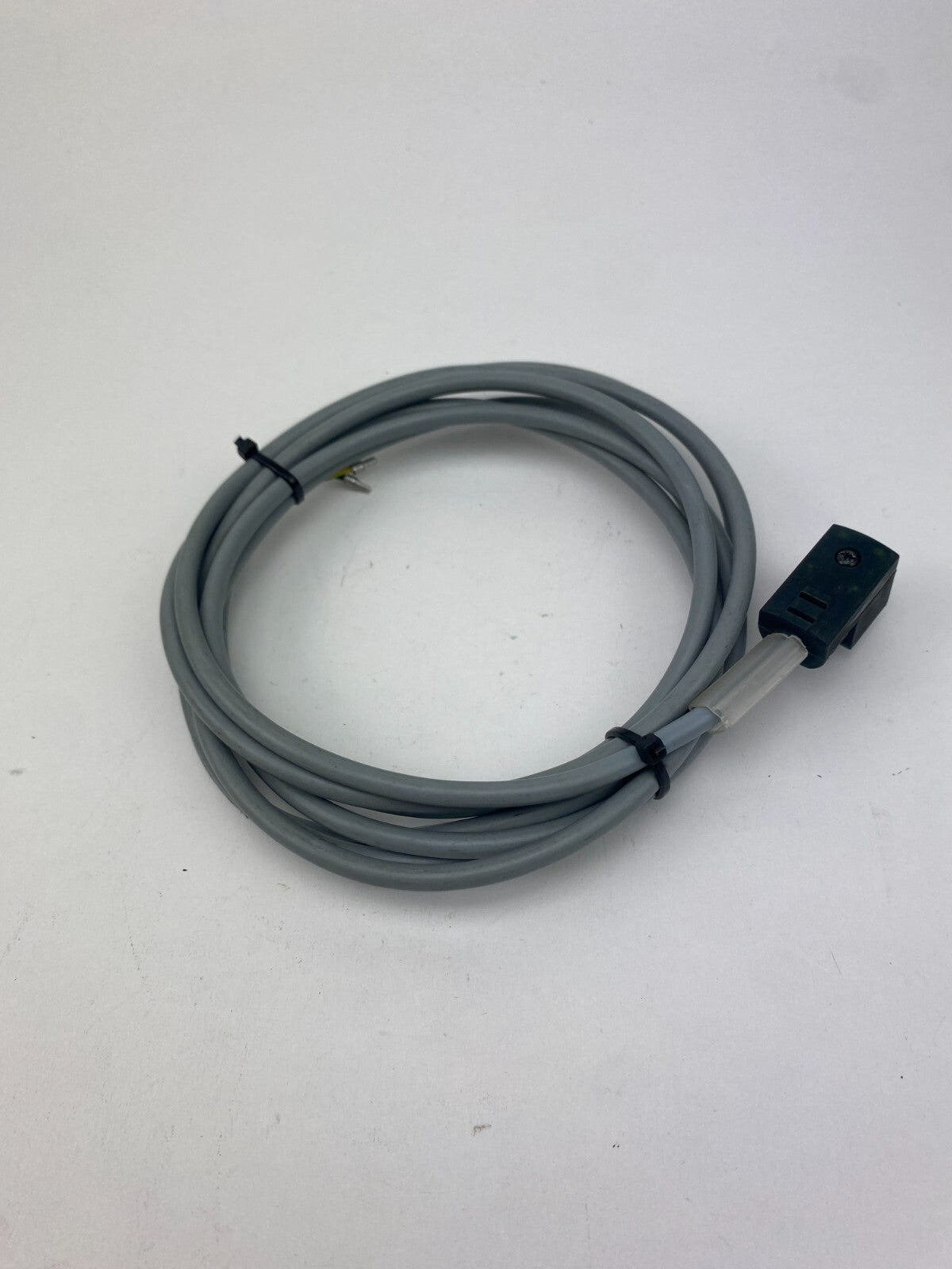 FESTO 151688 KMEB-1-24-2.5-LED WN13 Ca 2,5M