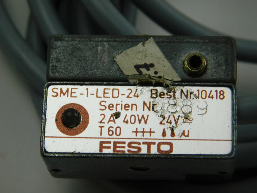 FESTO Näherungsschalter ca. 2 Meter  SME-1-LED-24 2 A 40 W 24 V