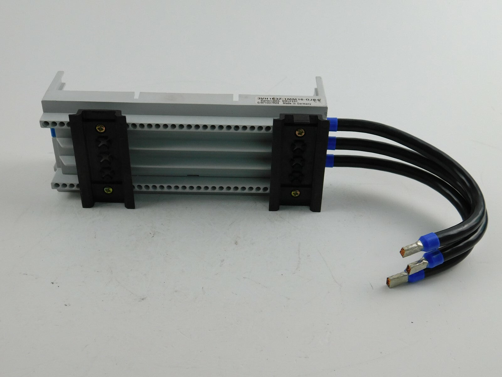 Siemens 8US1 271-6MA20  Busbar Adapter   