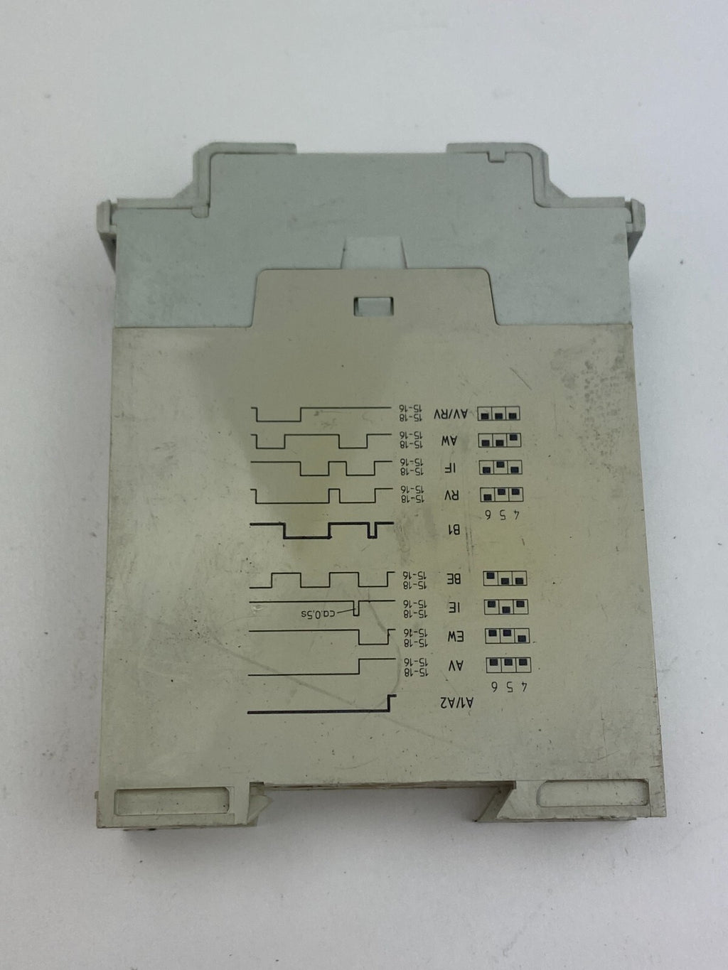 DOLD multitimer MK 7850.82/200 A1/A2 AC/DC 50-400Hz