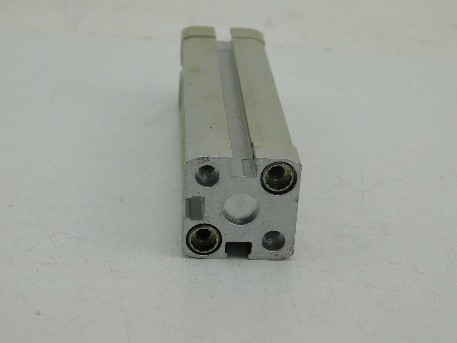 FESTO ADN-16-80-I-P-A 536218 U208 PMAX 10 bar