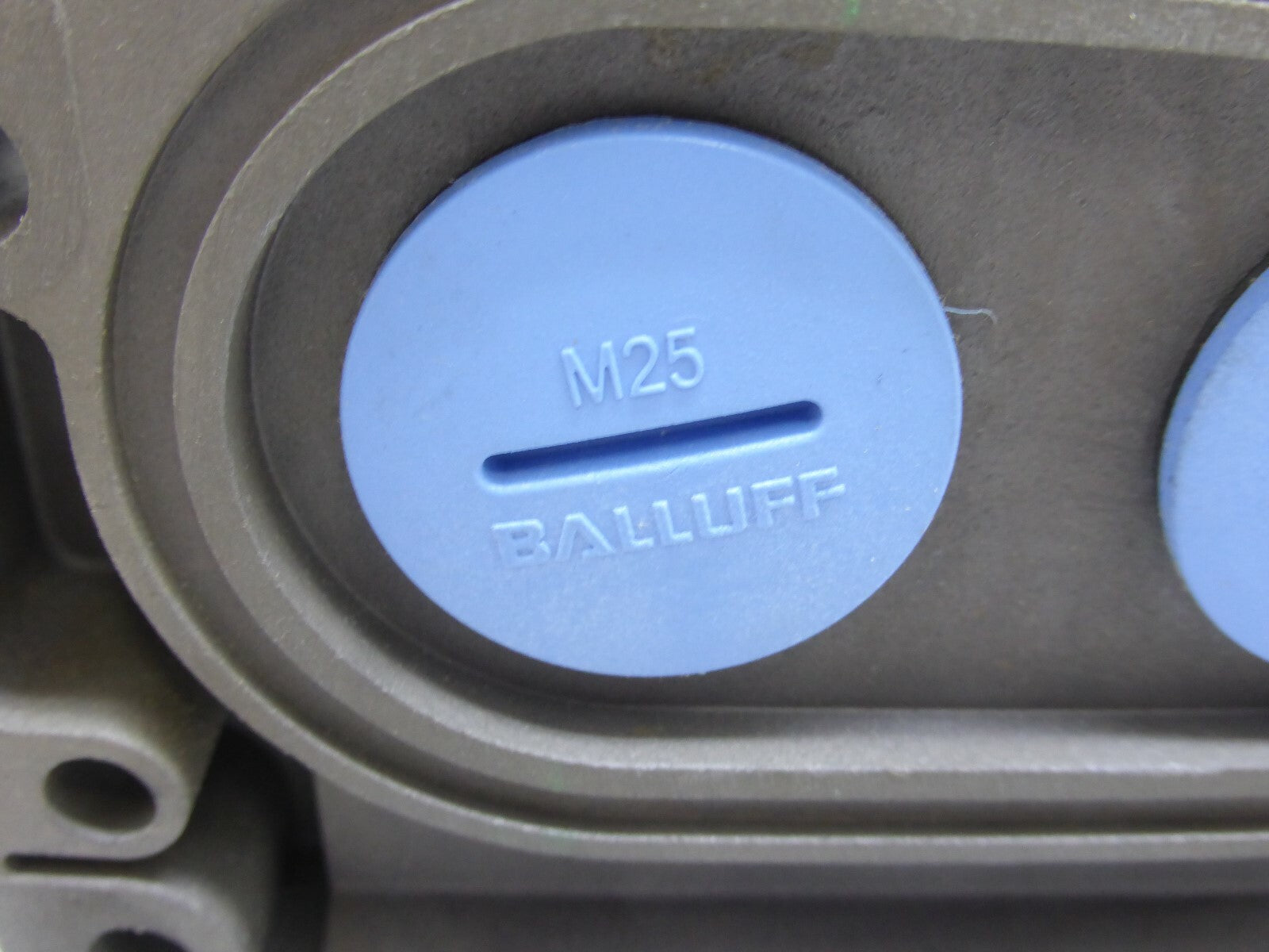 BALLUFF BNS 816-B08-KHG-12-602-11