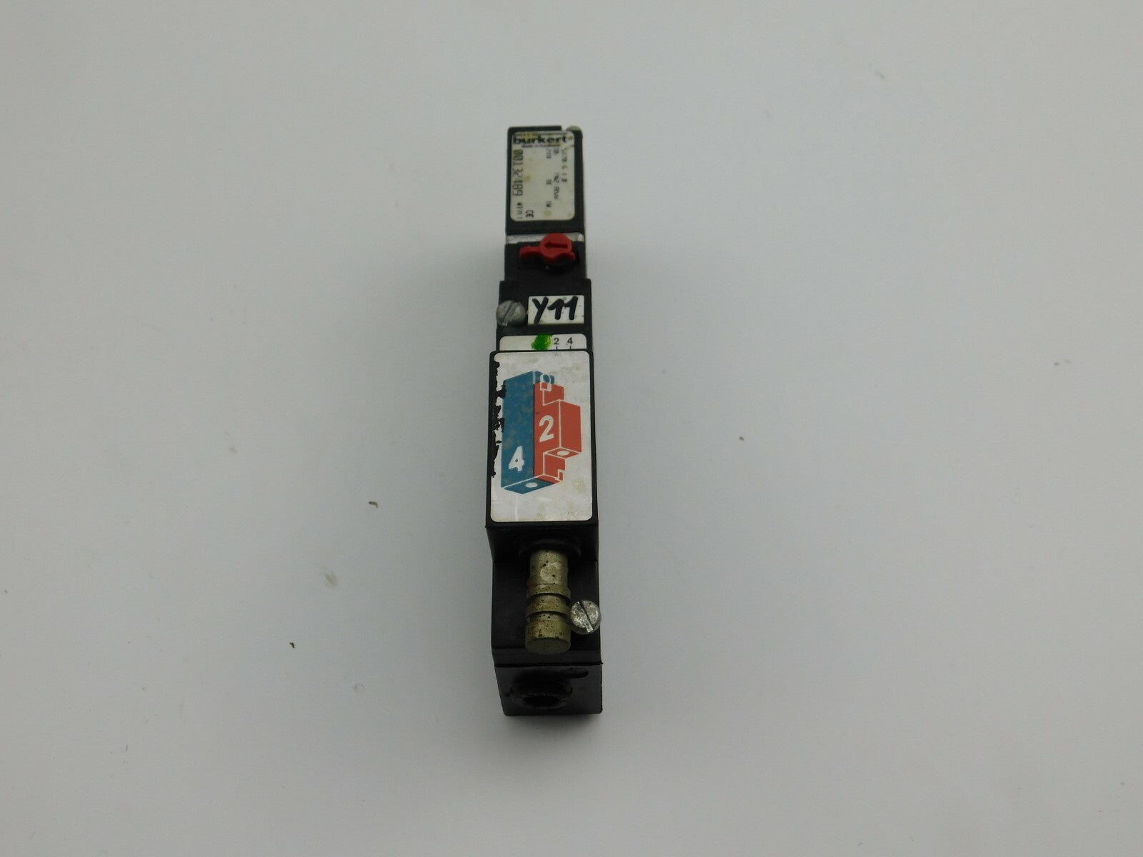 Bürkert Pneumatikventil 00132489 5470 PN2 -8bar 24 V