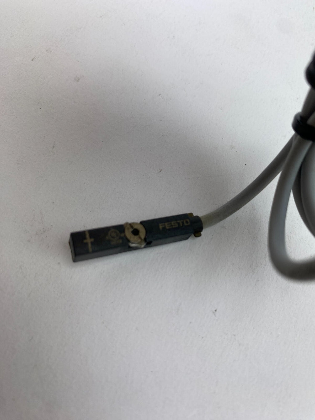 FESTO SMT-8M-A-PS-24V-E-0,3-M8D 574334