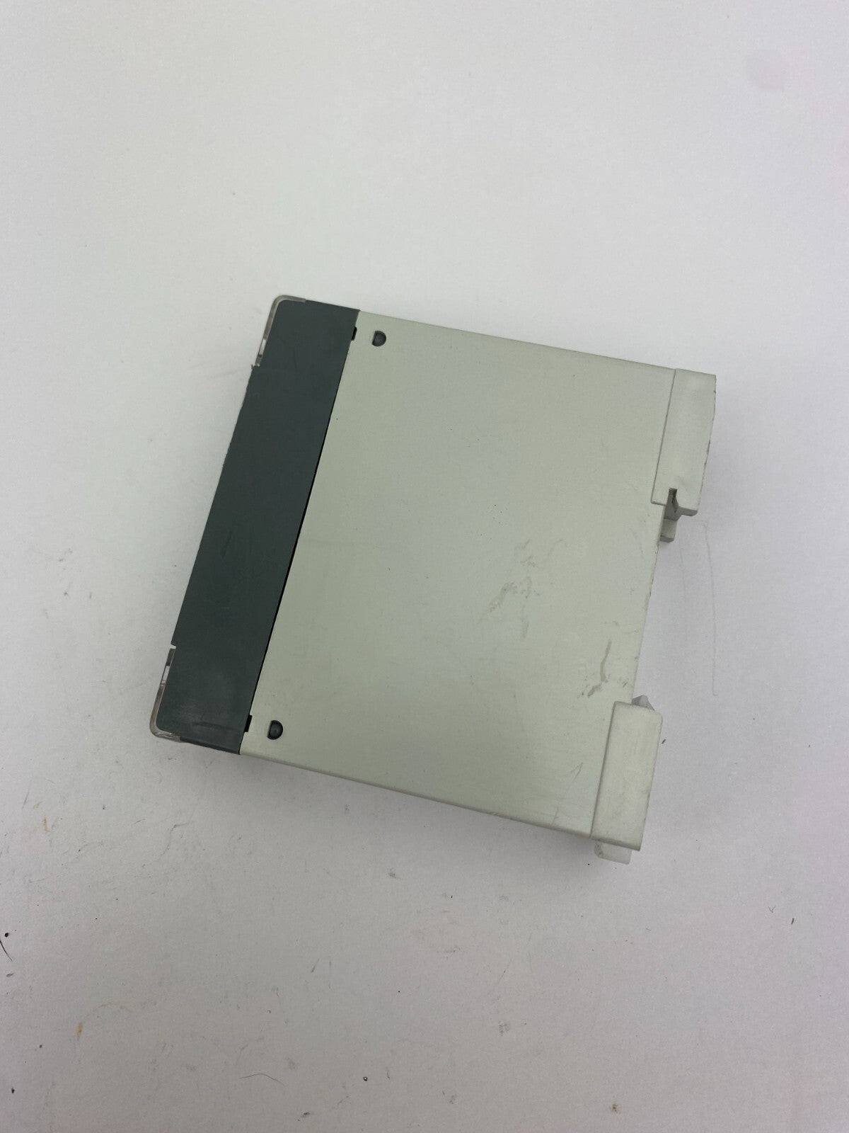 ABB CM-PFE 208-440V 50/60Hz