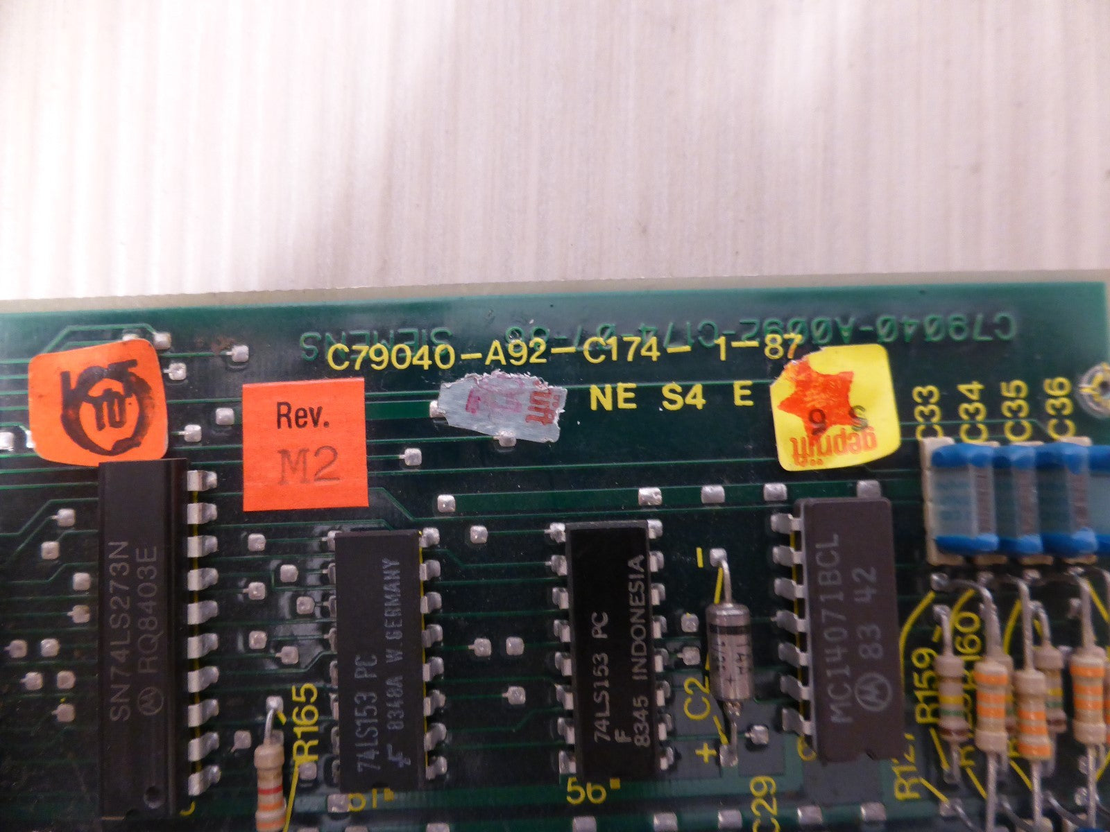 SIEMENS C79040-A0092-C174-07-85  C79040-A92-C174-1-87  