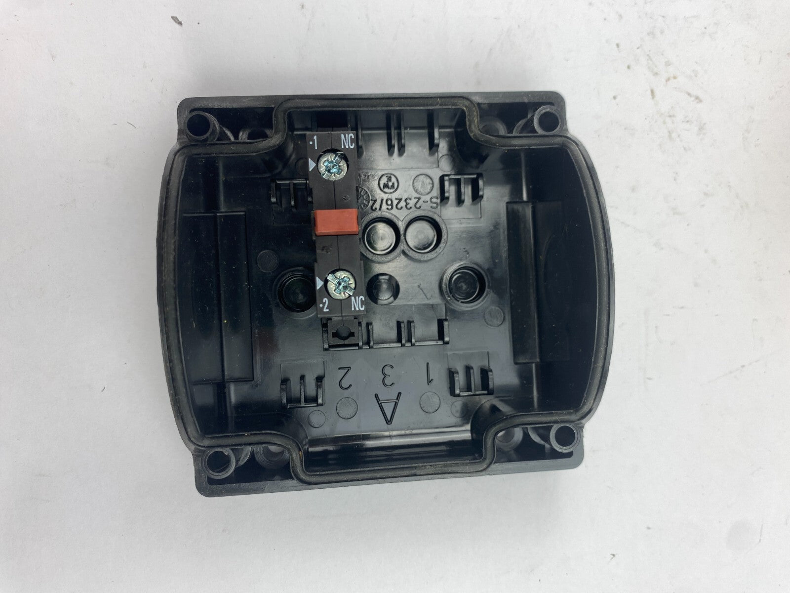 SIEMENS 3SB38