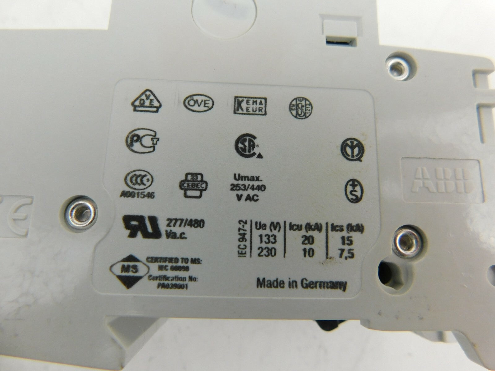 ABB LEITUNGSSCHUTZ 3106F2 S201-NA C 2  ~ 230/400