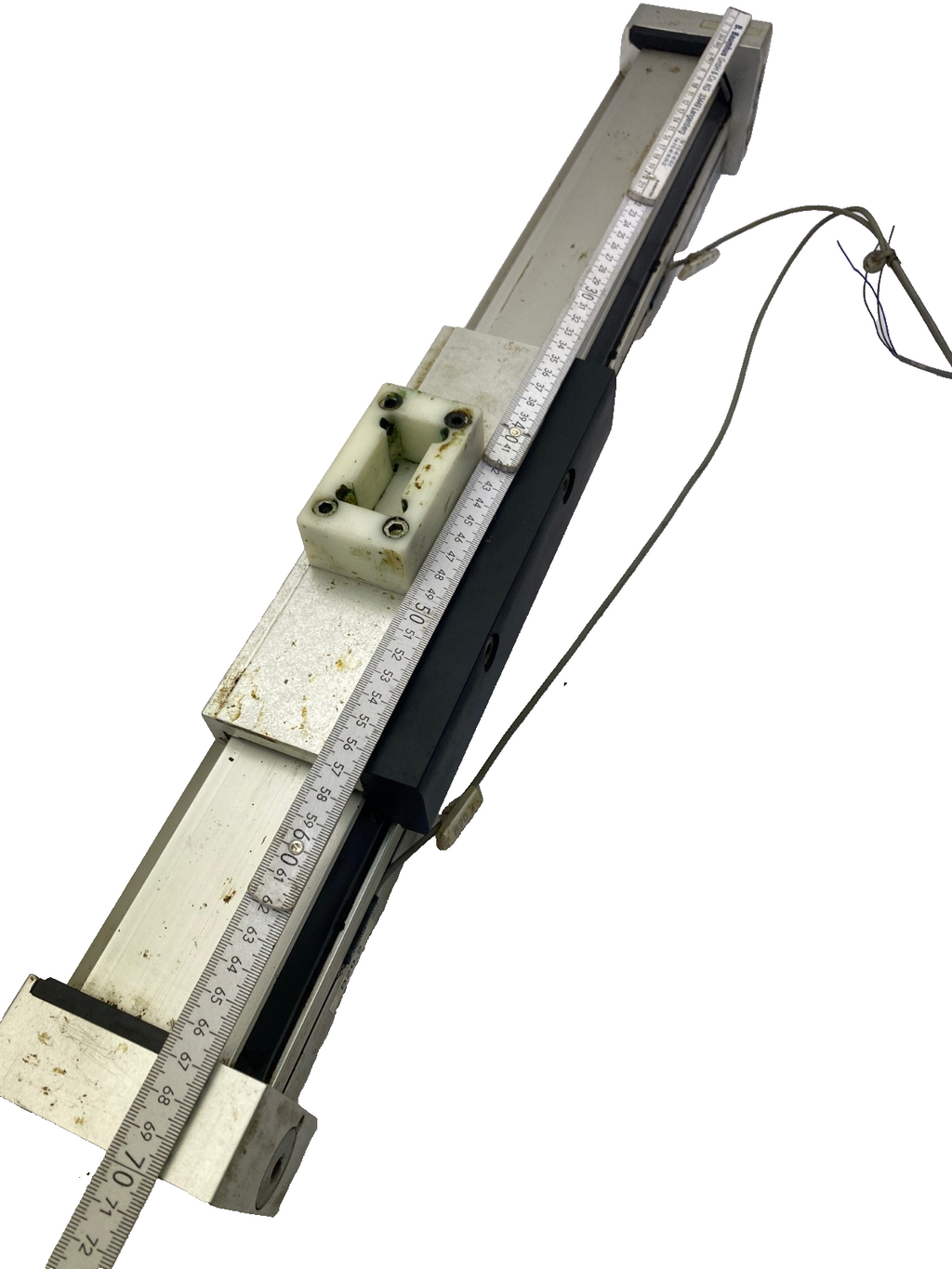 FESTO pneumatischer Linearantrieb der Baureihe DG...,
