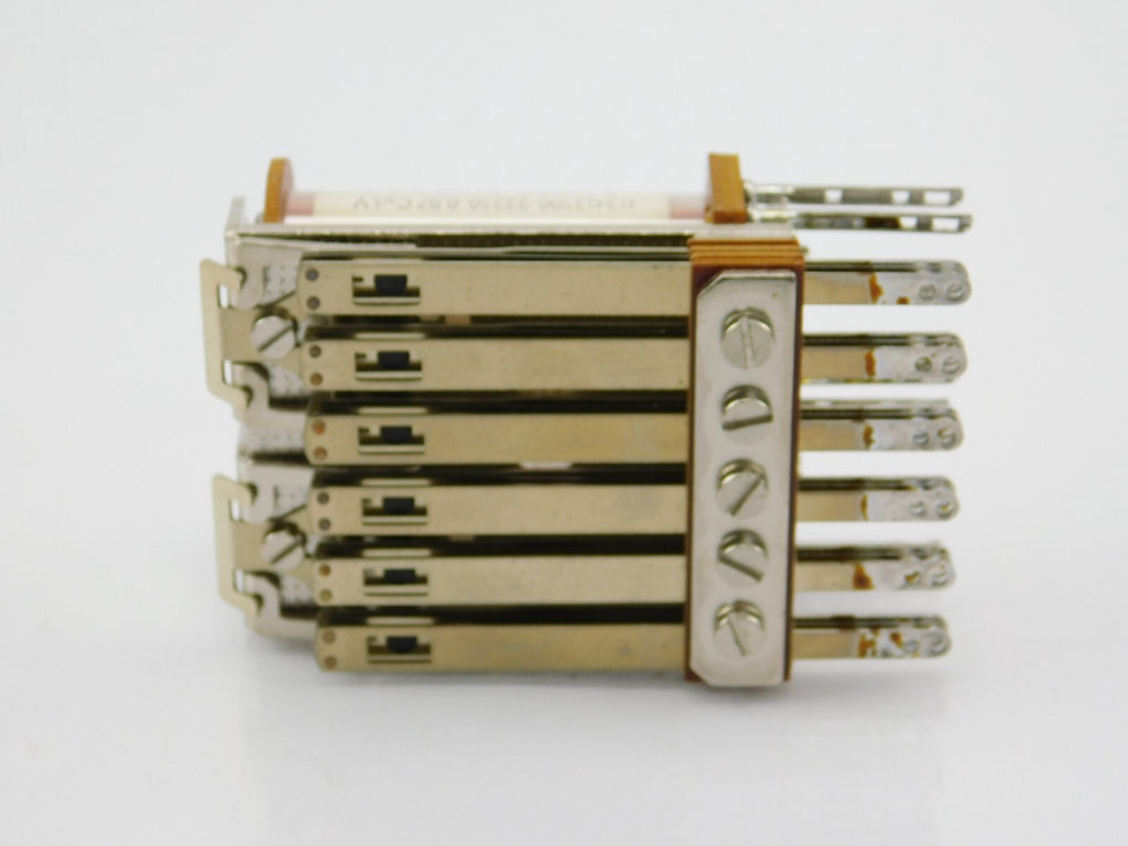 Siemens Relais V 30001-A 1000-X27-2 Spulell