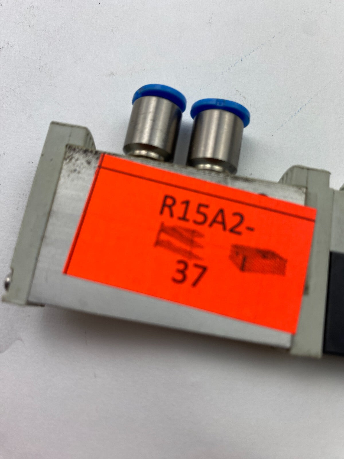 FESTO VUVG-L10-M52-RT-M5-1P3+VAVE-L1-1VR8-LP