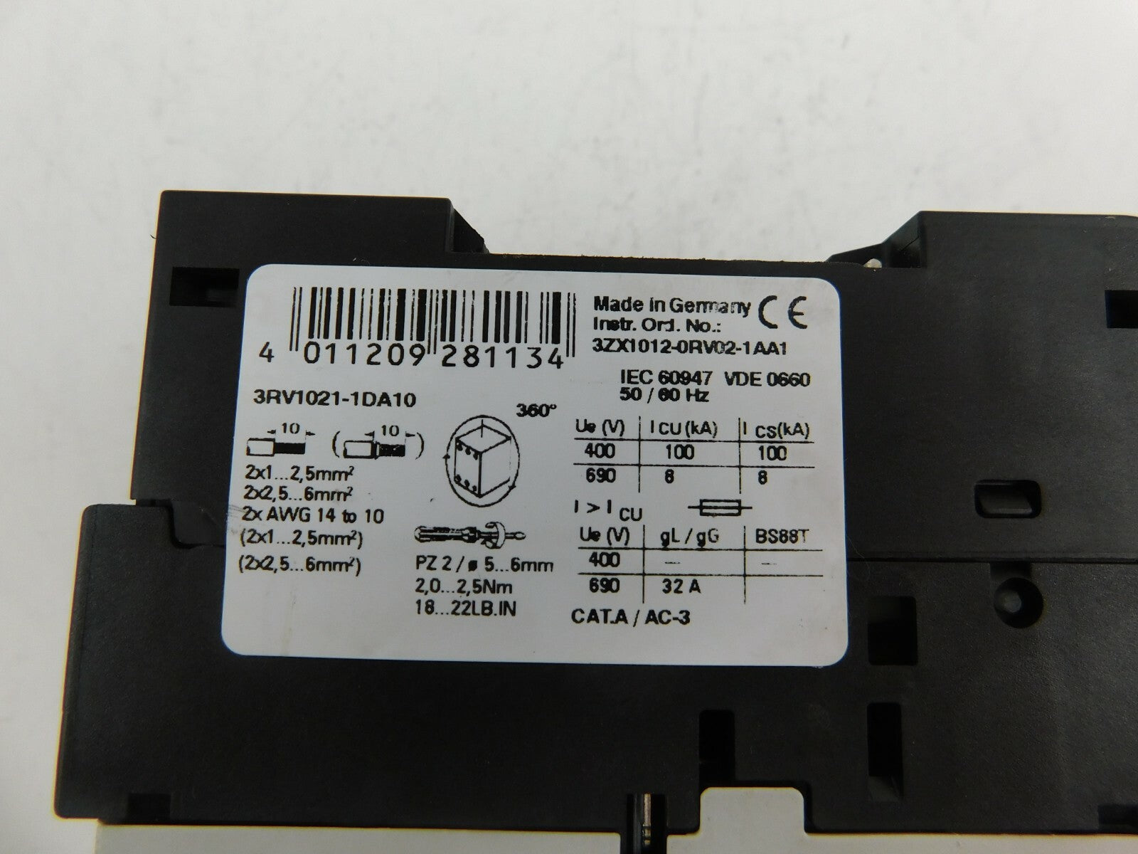 SIEMENS SIRIUS Leistungsschalter  3RV1021-1DA10 ** 2 Stück **