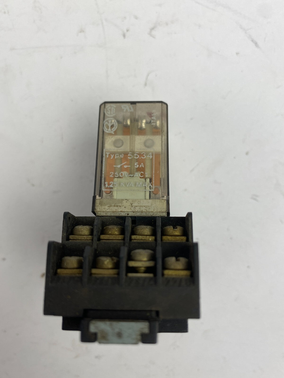Finder 55.34 + Finder 5A/250V- 3p/4p