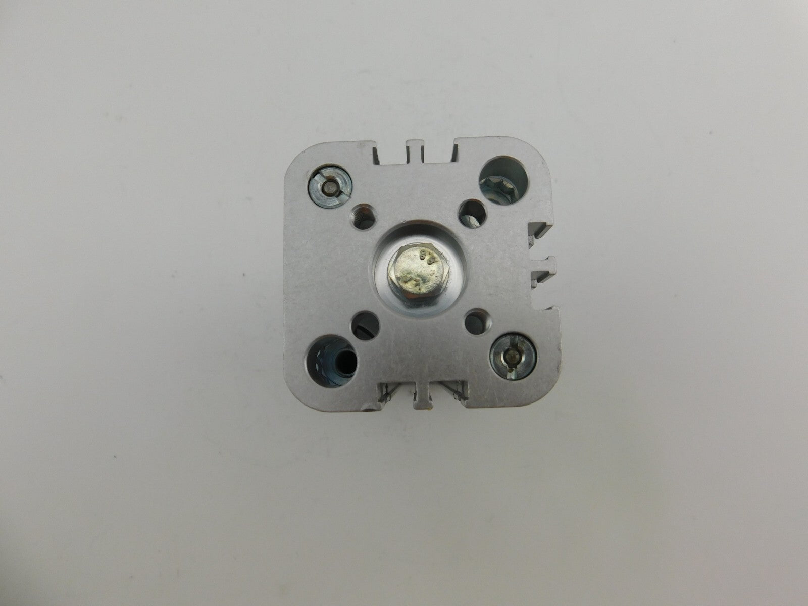 FESTO CLINDER ADVULL-32-60-P-A