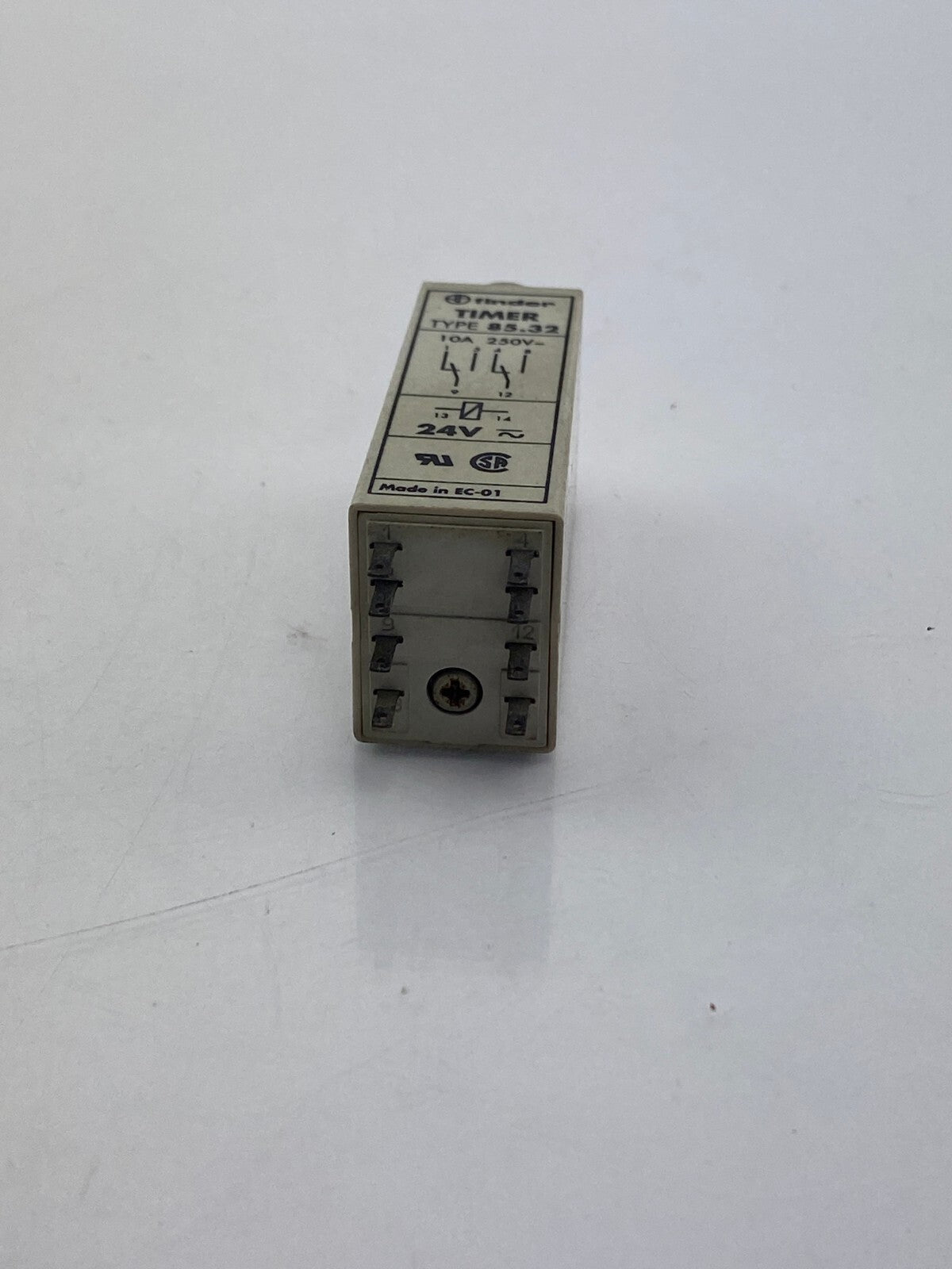 finder TIMER 85.32 10A 250V- 24V