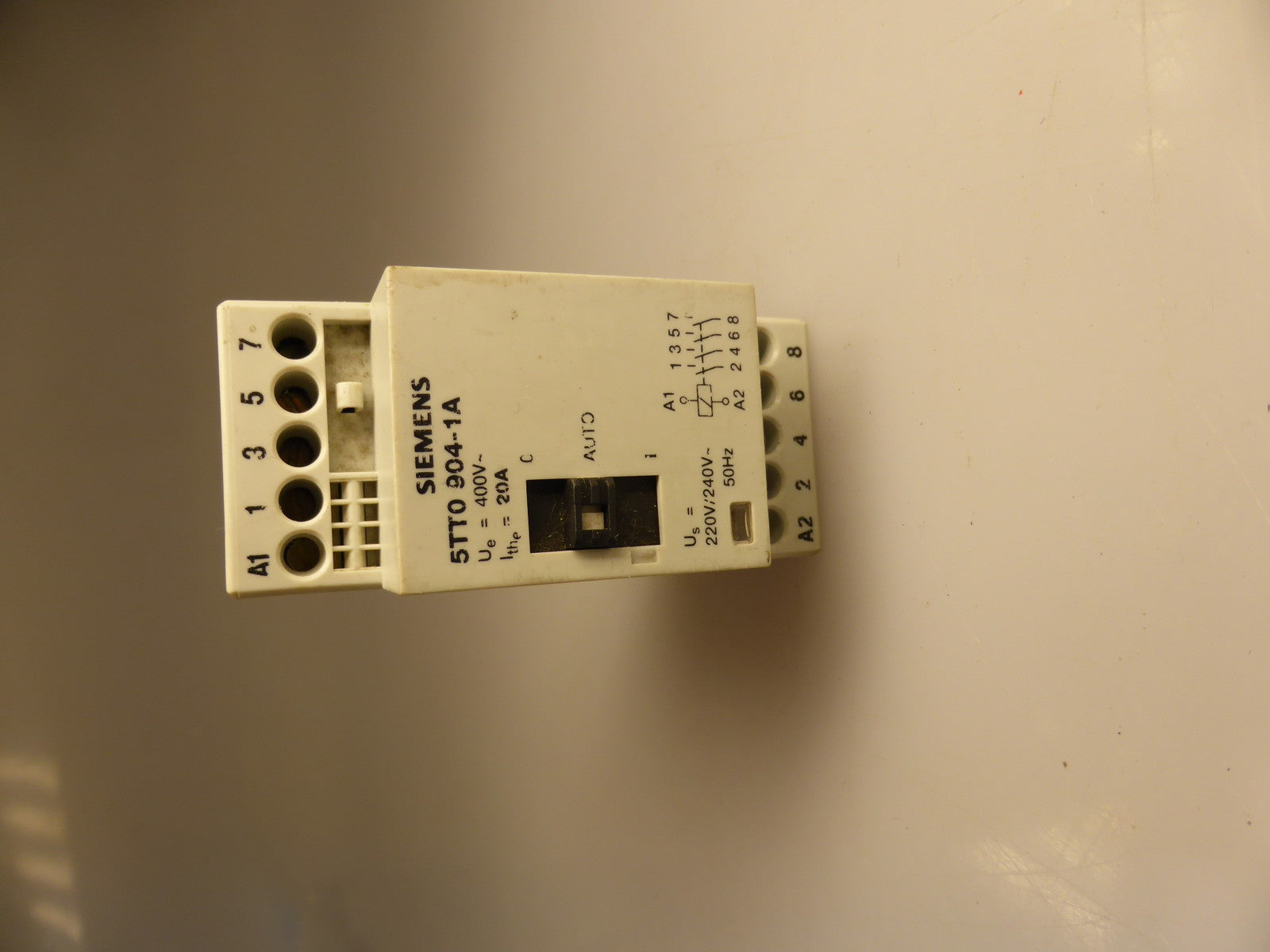 Siemens; 5TT0 904-1A